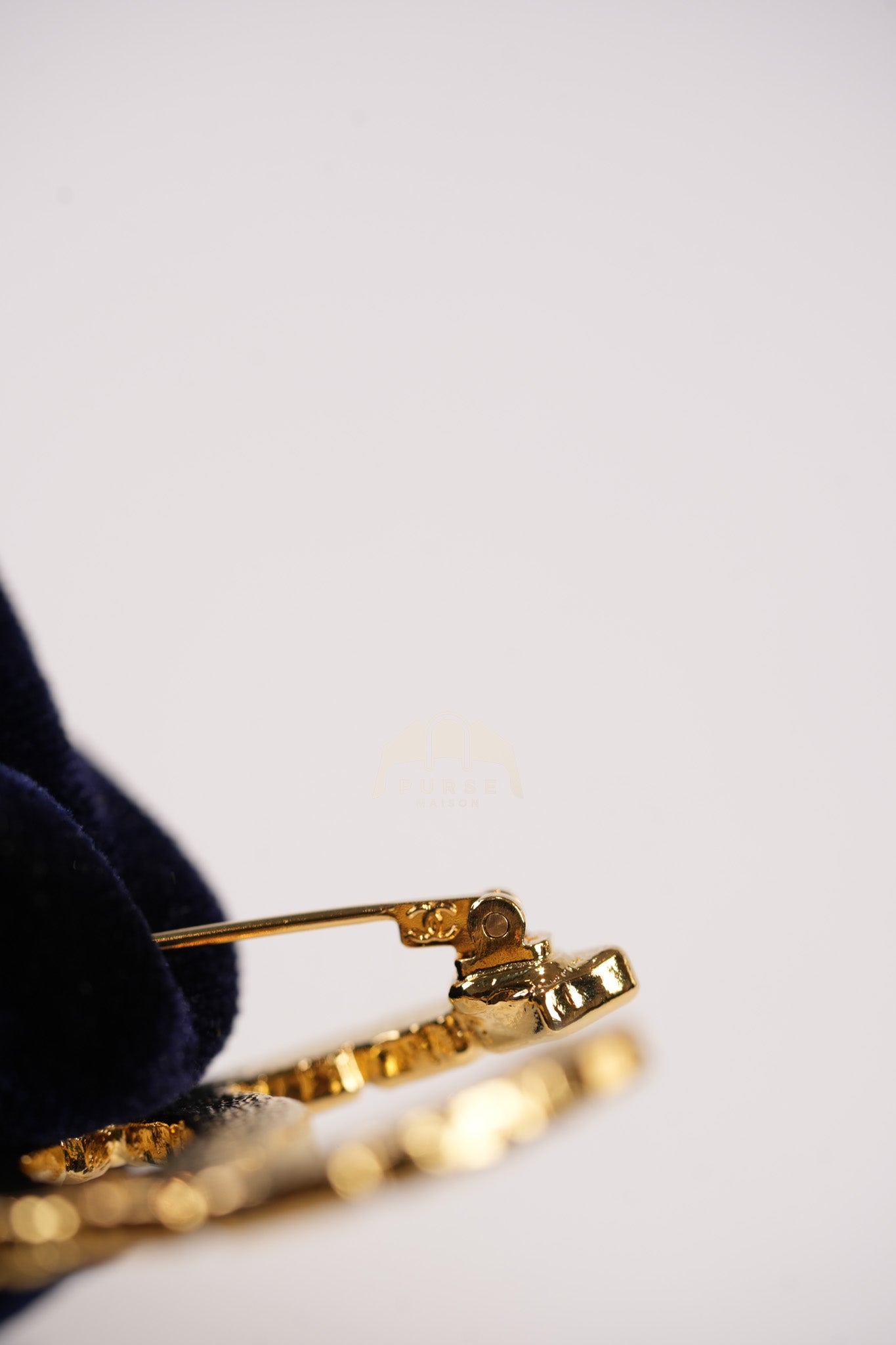 CC Gold Tone Brooch | Purse Maison Luxury Bags Shop