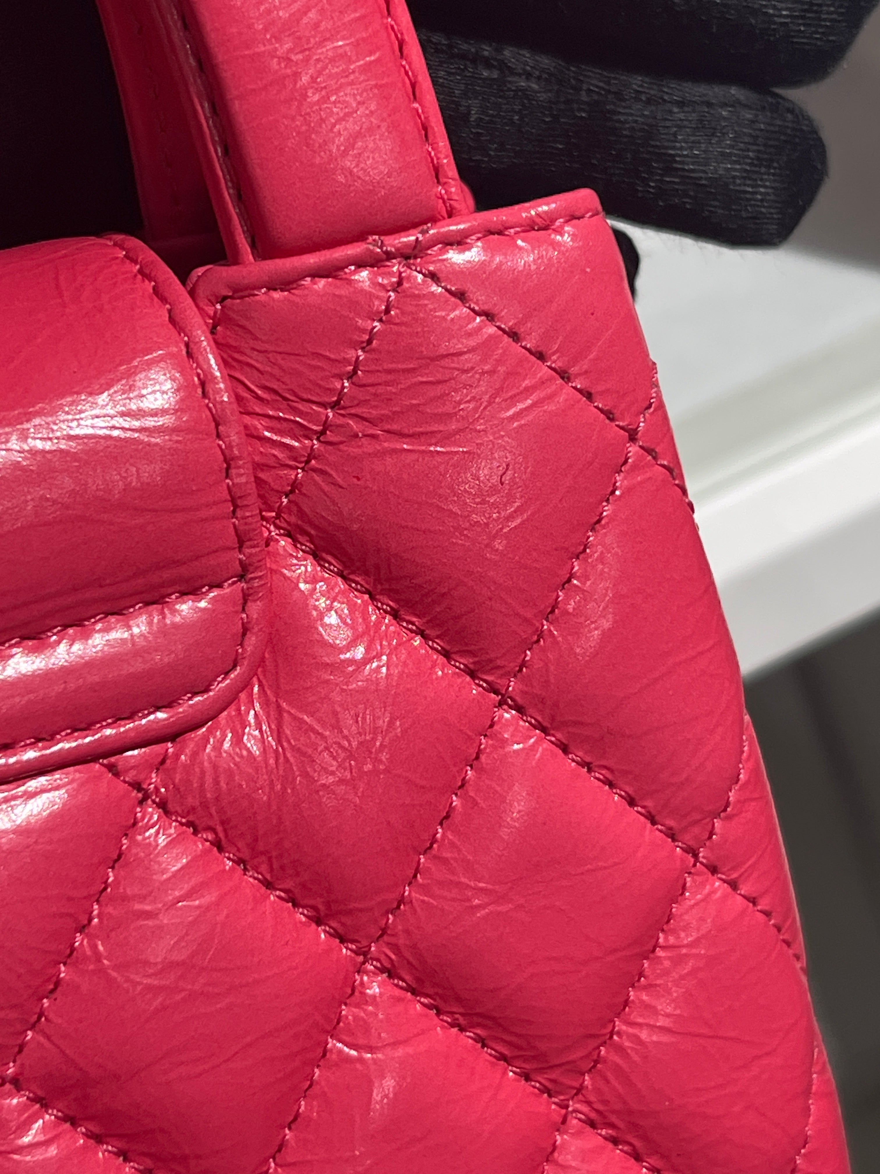 CC Kelly Small Fuchsia Shiny Calfskin Leather and Aged Gold Hardware (Microchip) | Purse Maison Luxury Bags Shop