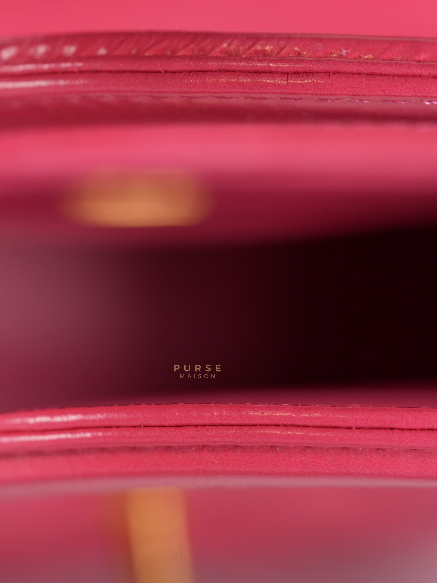 CC Kelly Small Fuchsia Shiny Calfskin Leather and Aged Gold Hardware (Microchip) | Purse Maison Luxury Bags Shop