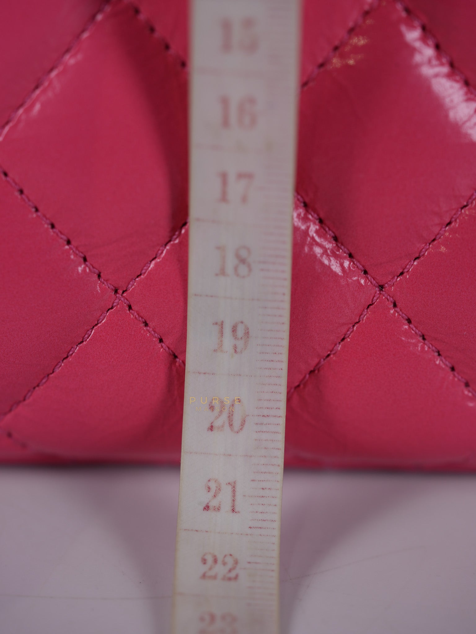 CC Kelly Small Fuchsia Shiny Calfskin Leather and Aged Gold Hardware (Microchip) | Purse Maison Luxury Bags Shop