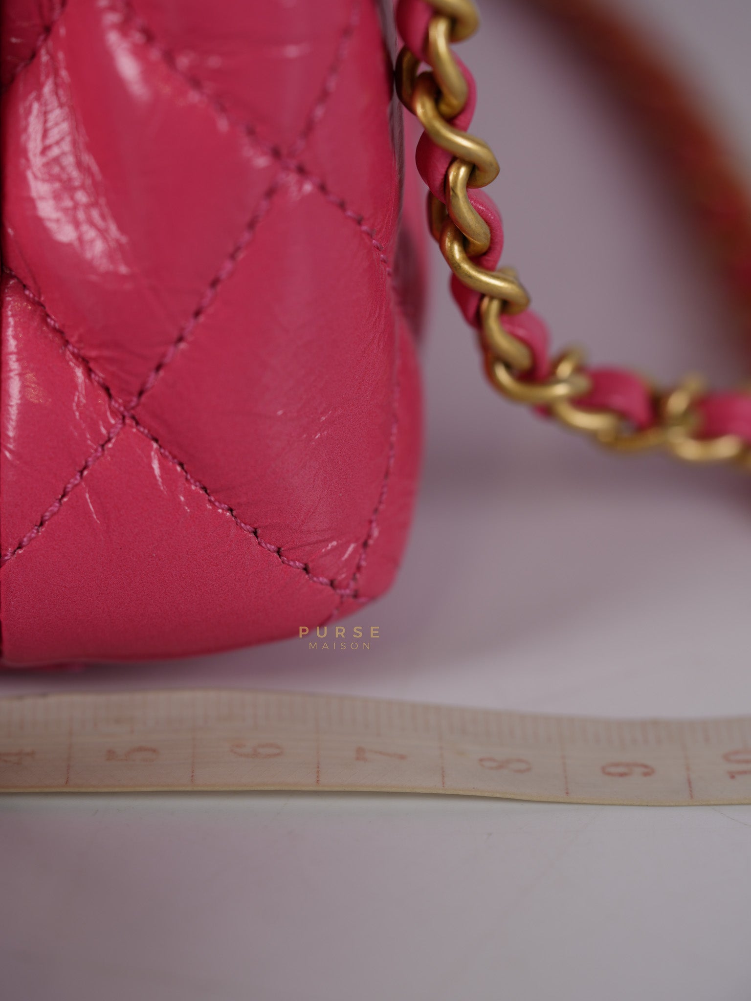 CC Kelly Small Fuchsia Shiny Calfskin Leather and Aged Gold Hardware (Microchip) | Purse Maison Luxury Bags Shop