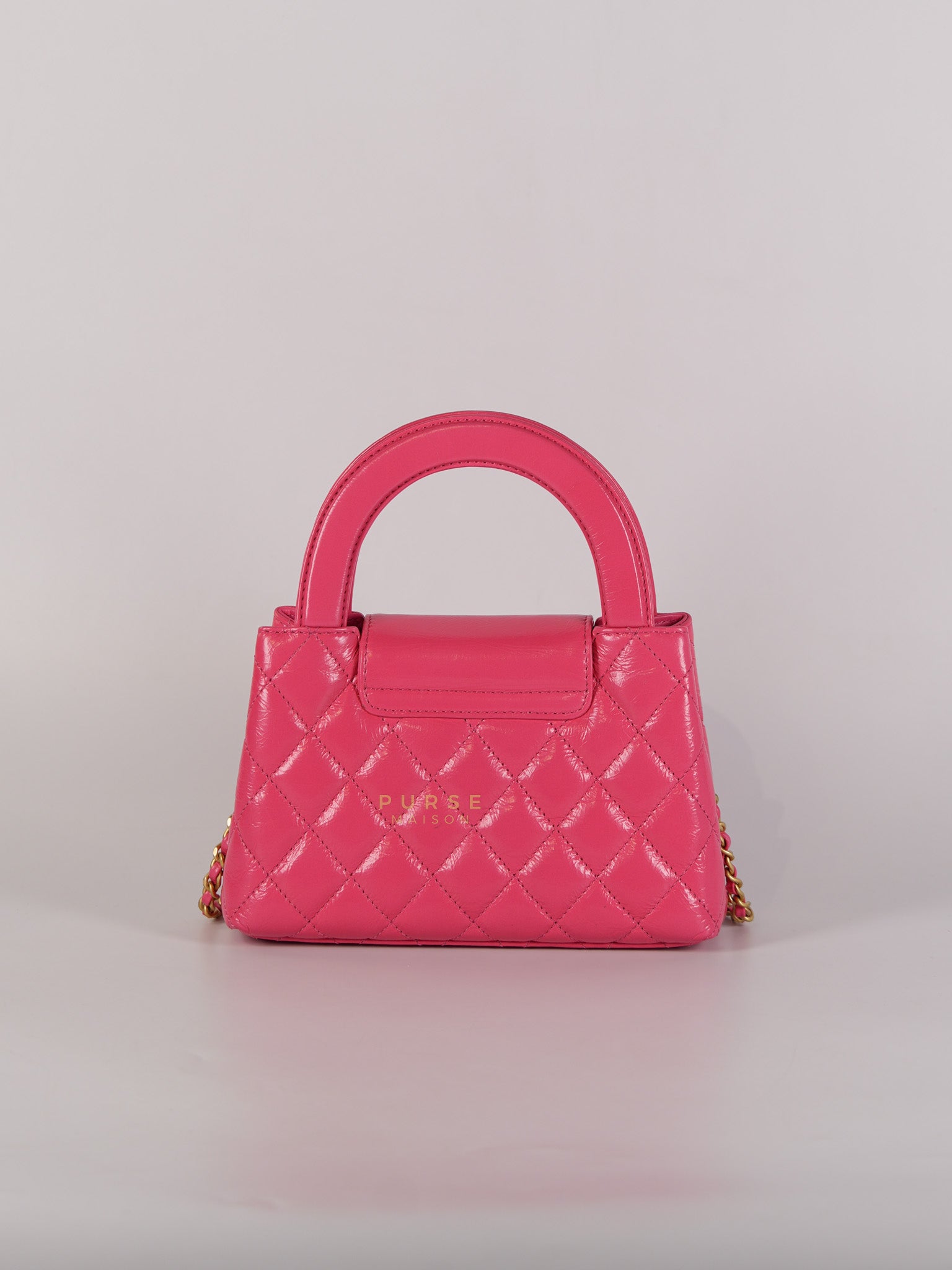 CC Kelly Small Fuchsia Shiny Calfskin Leather and Aged Gold Hardware (Microchip) | Purse Maison Luxury Bags Shop