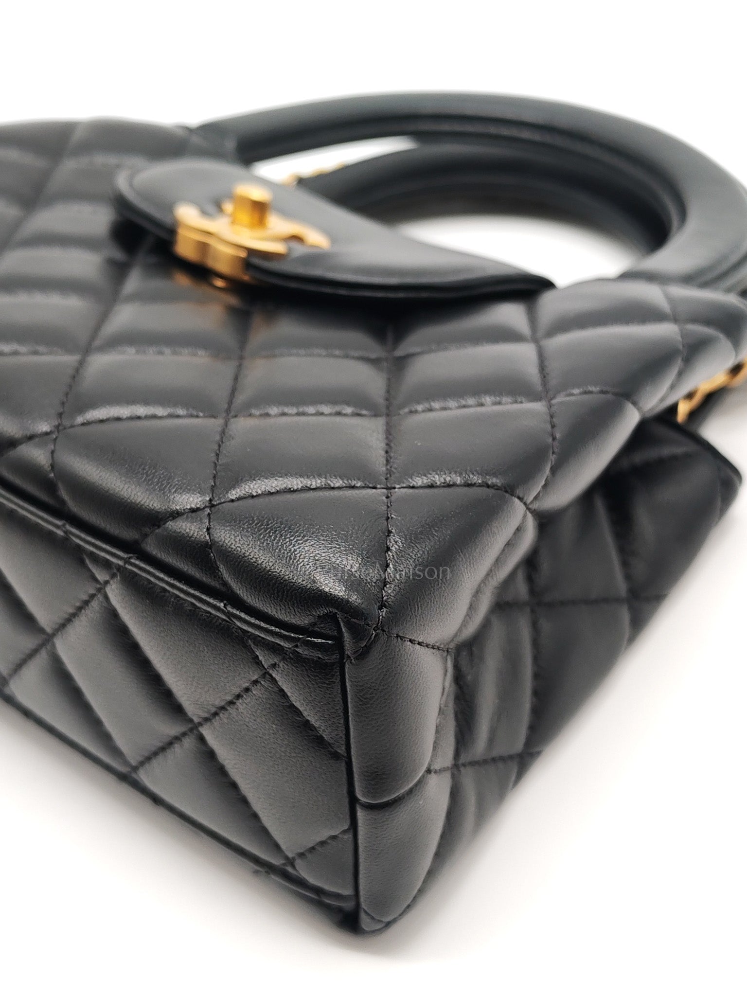 CC Kelly Small in Black Calfskin Leather & Aged Gold Hardware Microchip | Purse Maison Luxury Bags Shop