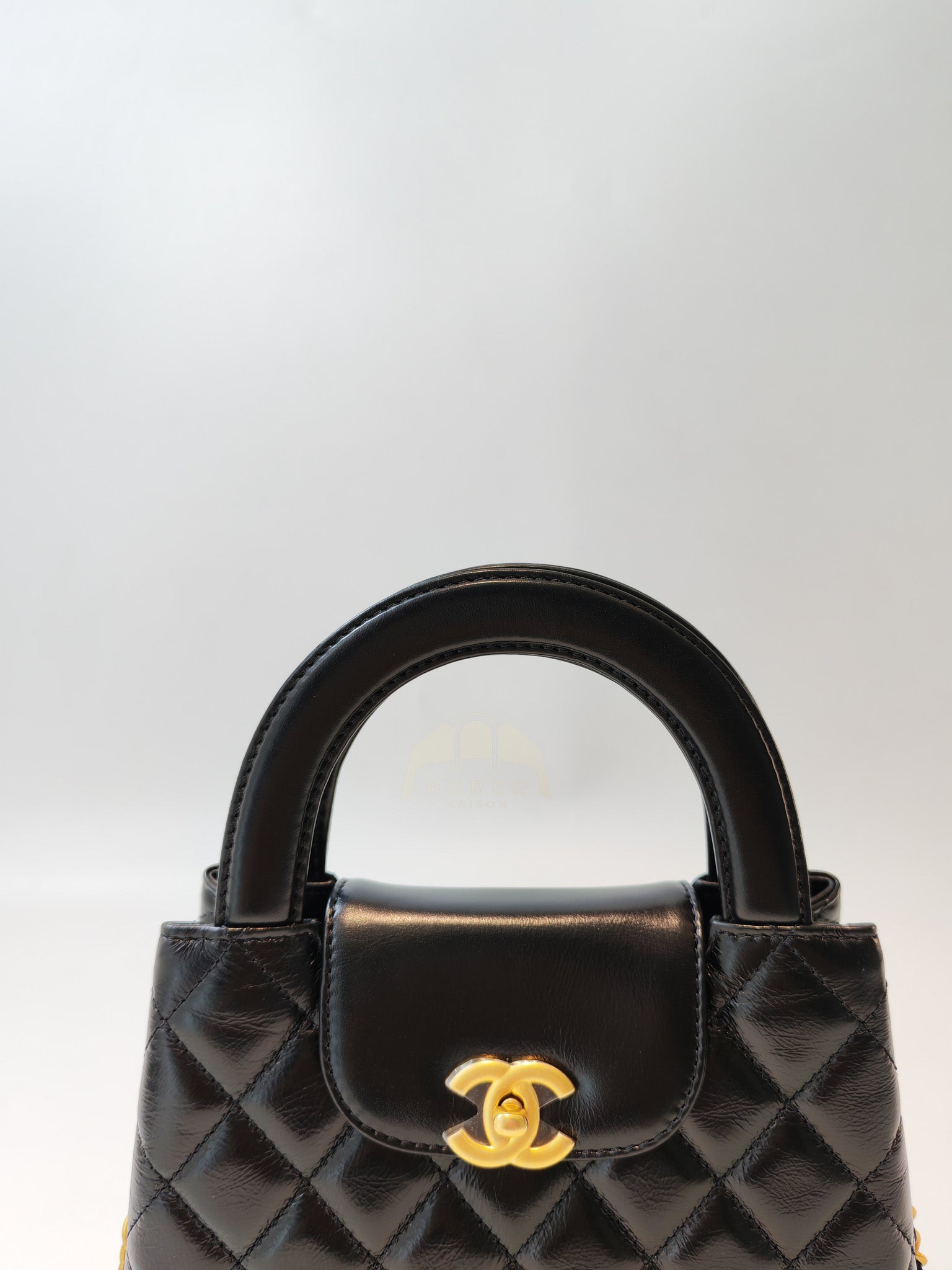 CC Kelly Small Shopping Bag Black Calfskin and Aged Gold Hardware (Microchip) | Purse Maison Luxury Bags Shop
