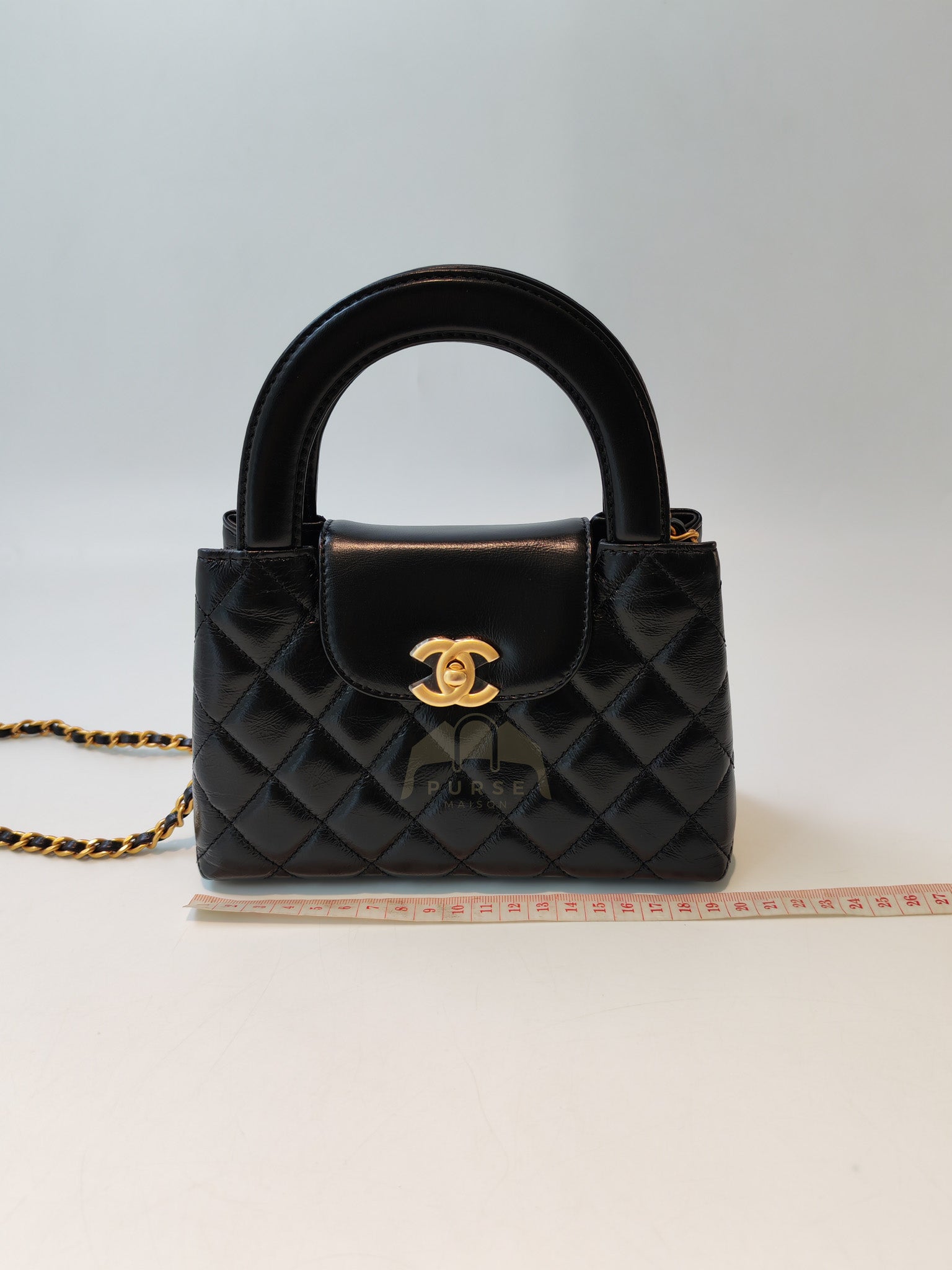 CC Kelly Small Shopping Bag Black Calfskin and Aged Gold Hardware (Microchip) | Purse Maison Luxury Bags Shop
