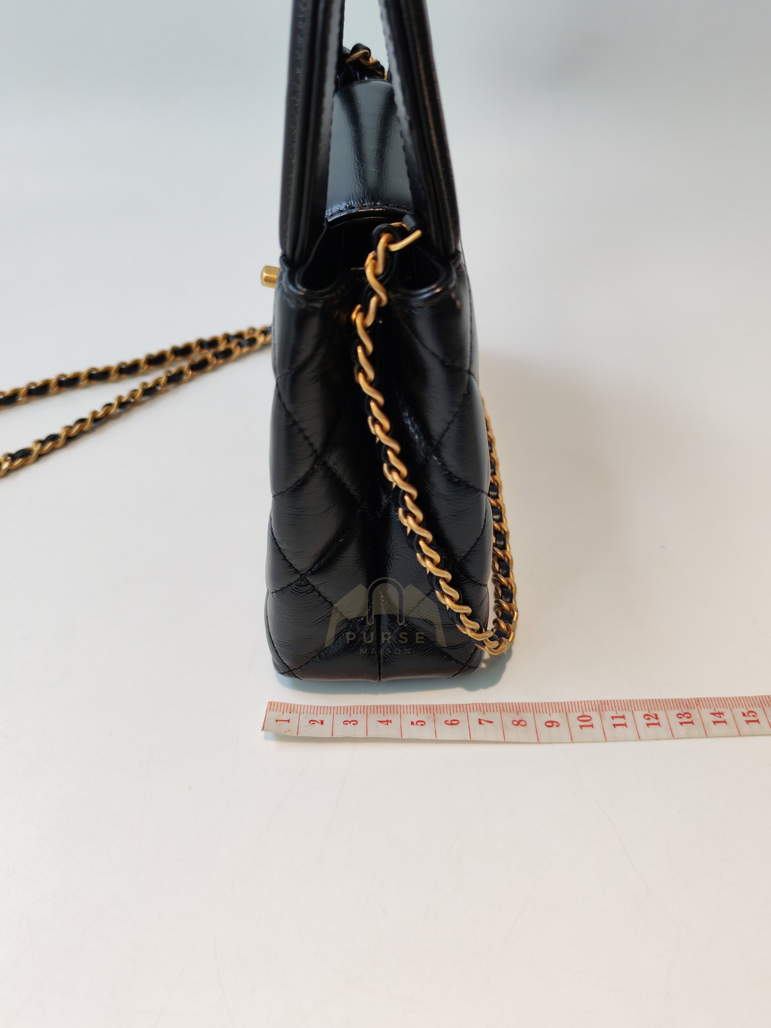 CC Kelly Small Shopping Bag Black Calfskin and Aged Gold Hardware (Microchip) | Purse Maison Luxury Bags Shop