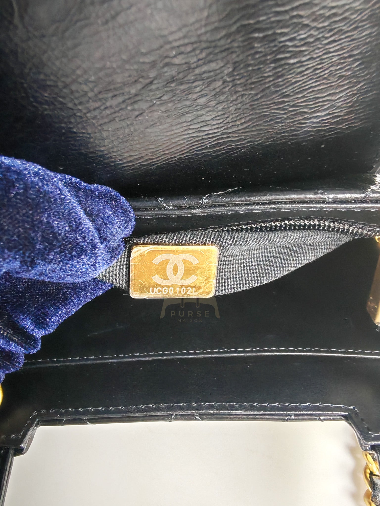 CC Kelly Small Shopping Bag Black Calfskin and Aged Gold Hardware(Microchip) | Purse Maison Luxury Bags Shop