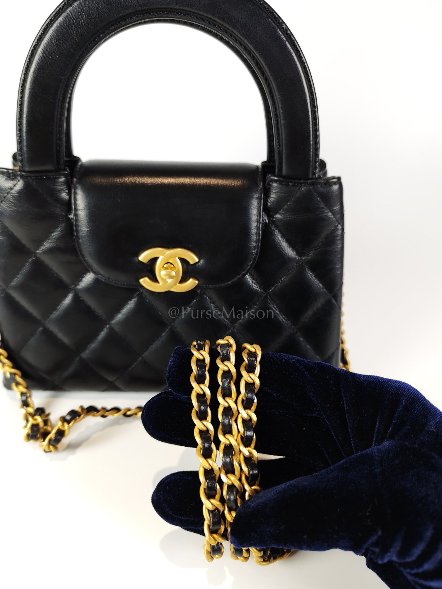 CC Kelly Small Shopping Bag in Black Calfskin and Aged Gold Hardware(Microchip) | Purse Maison Luxury Bags Shop