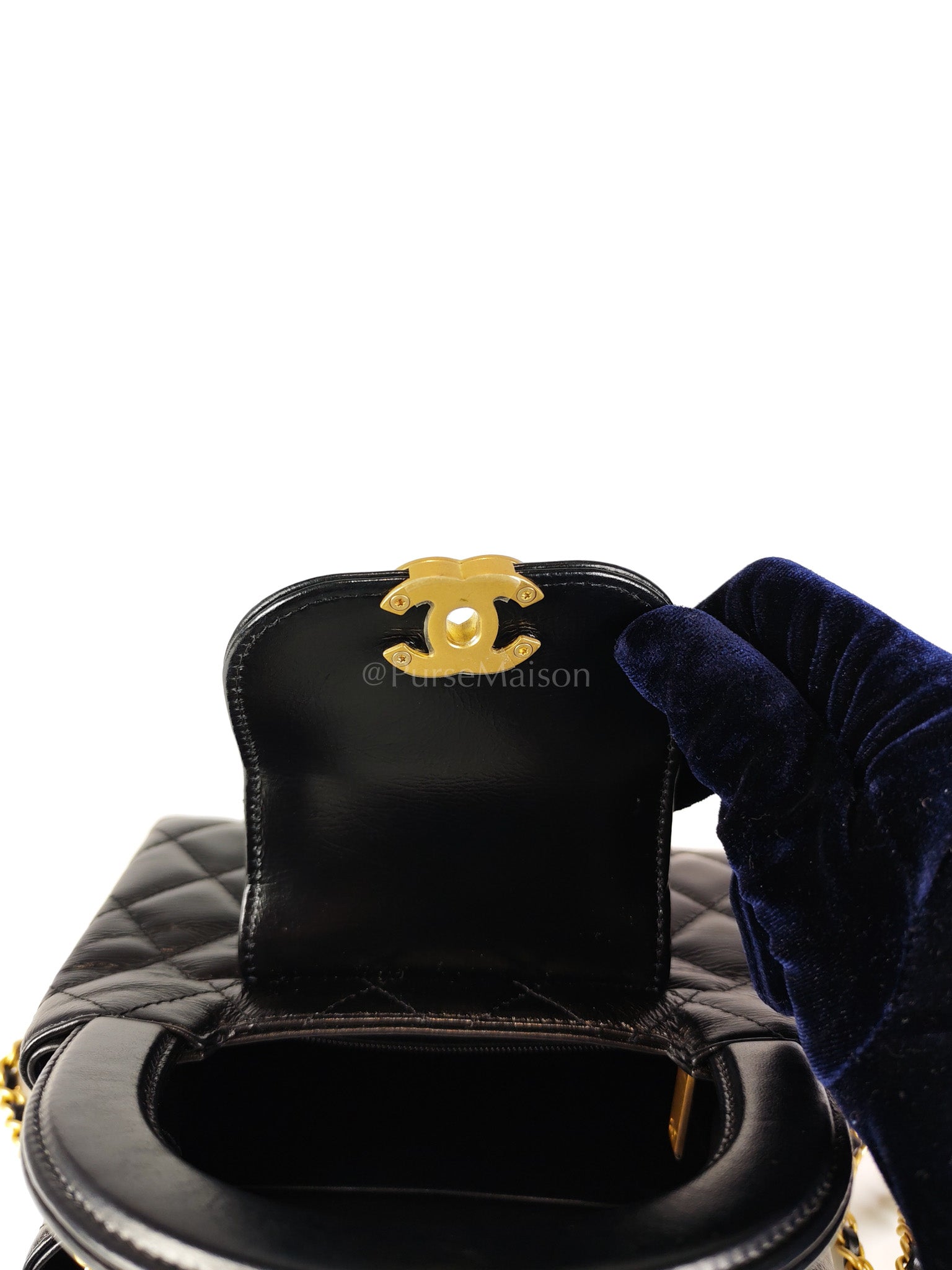 CC Kelly Small Shopping Bag in Black Calfskin and Aged Gold Hardware(Microchip) | Purse Maison Luxury Bags Shop