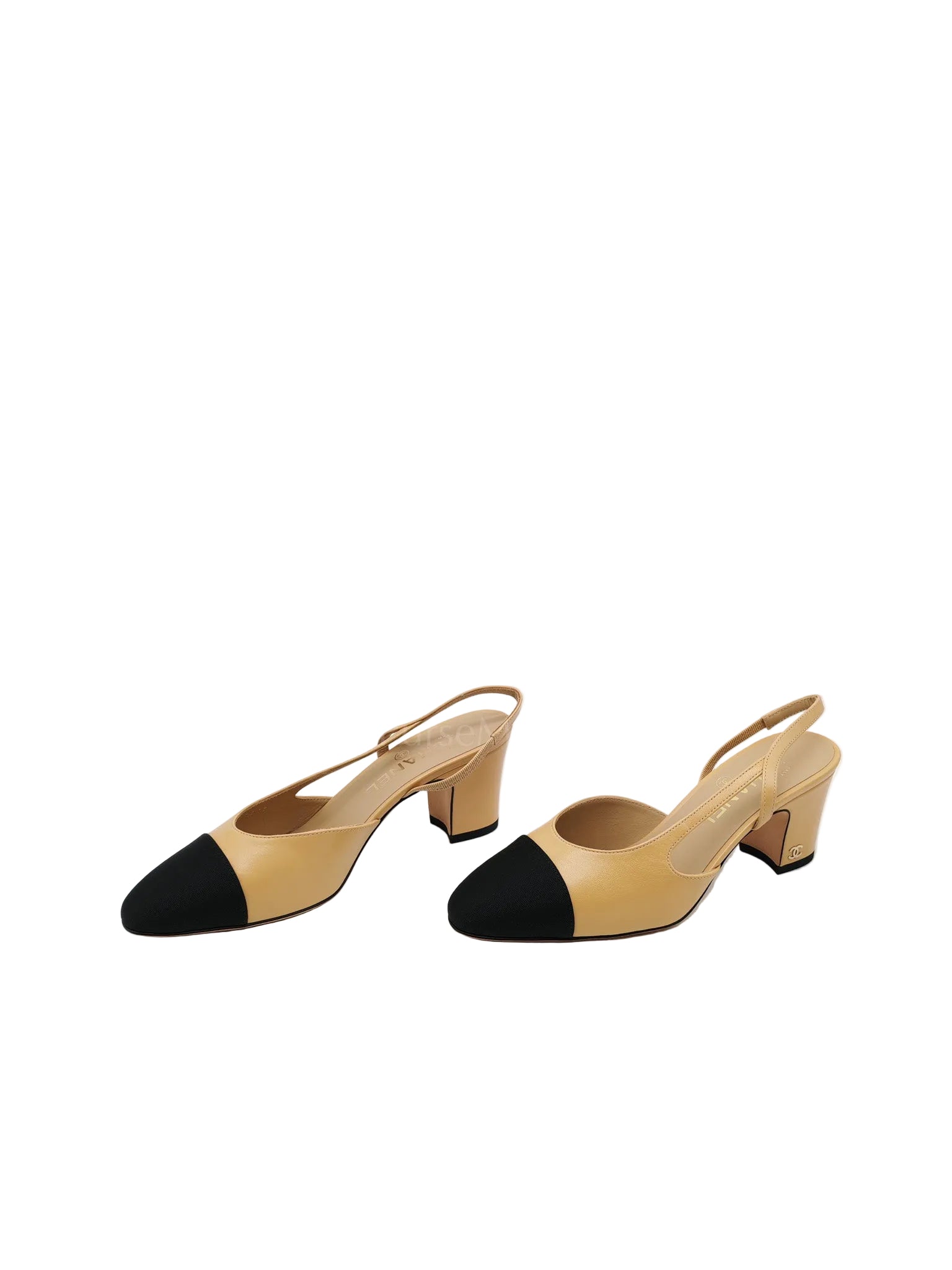 CC Slingback Pumps in Beige Lambskin Leather & Black Cap Toe Canvas Size 37 EU(23.5 cm) | Purse Maison Luxury Bags Shop