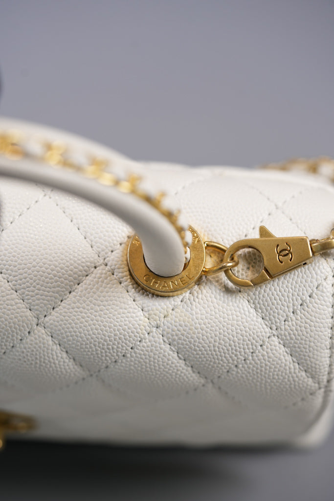 Chain Coco Handle Small in White Caviar Leather and Aged Gold Hardware (Microchip) | Purse Maison Luxury Bags Shop