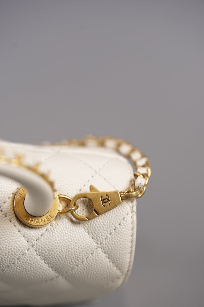 Chain Coco Handle Small in White Caviar Leather and Aged Gold Hardware (Microchip) | Purse Maison Luxury Bags Shop