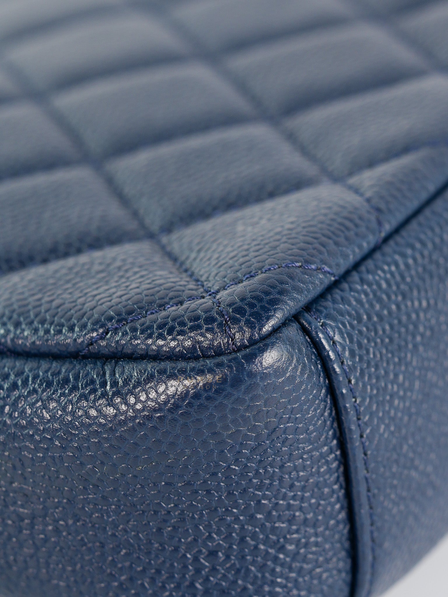 Chain Soul Flap in Navy Blue Caviar Leather and Aged Gold Hardware (Microchip) | Purse Maison Luxury Bags Shop