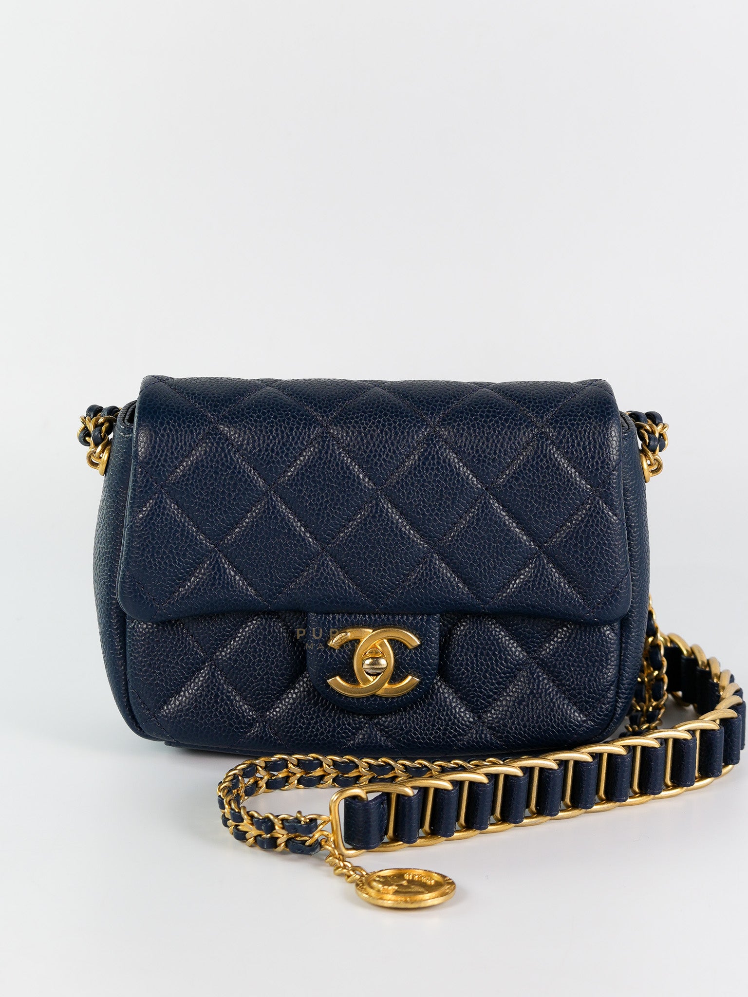 Chain Soul Flap in Navy Blue Caviar Leather and Aged Gold Hardware (Microchip) | Purse Maison Luxury Bags Shop