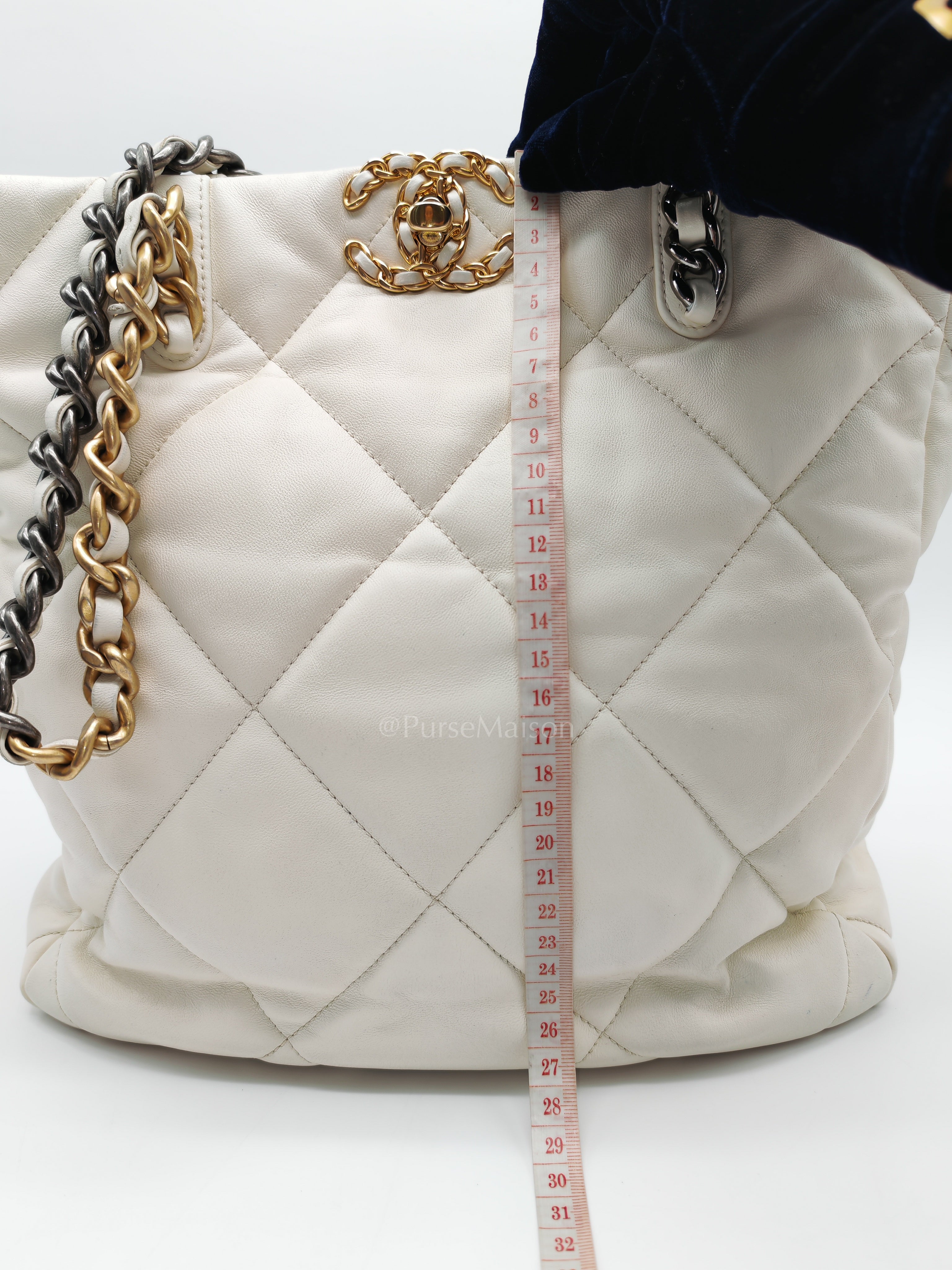 Chanel 19 Shopping Tote Bag in White Calfskin Leather & Mix Hardware (Microchip) | Purse Maison Luxury Bags Shop
