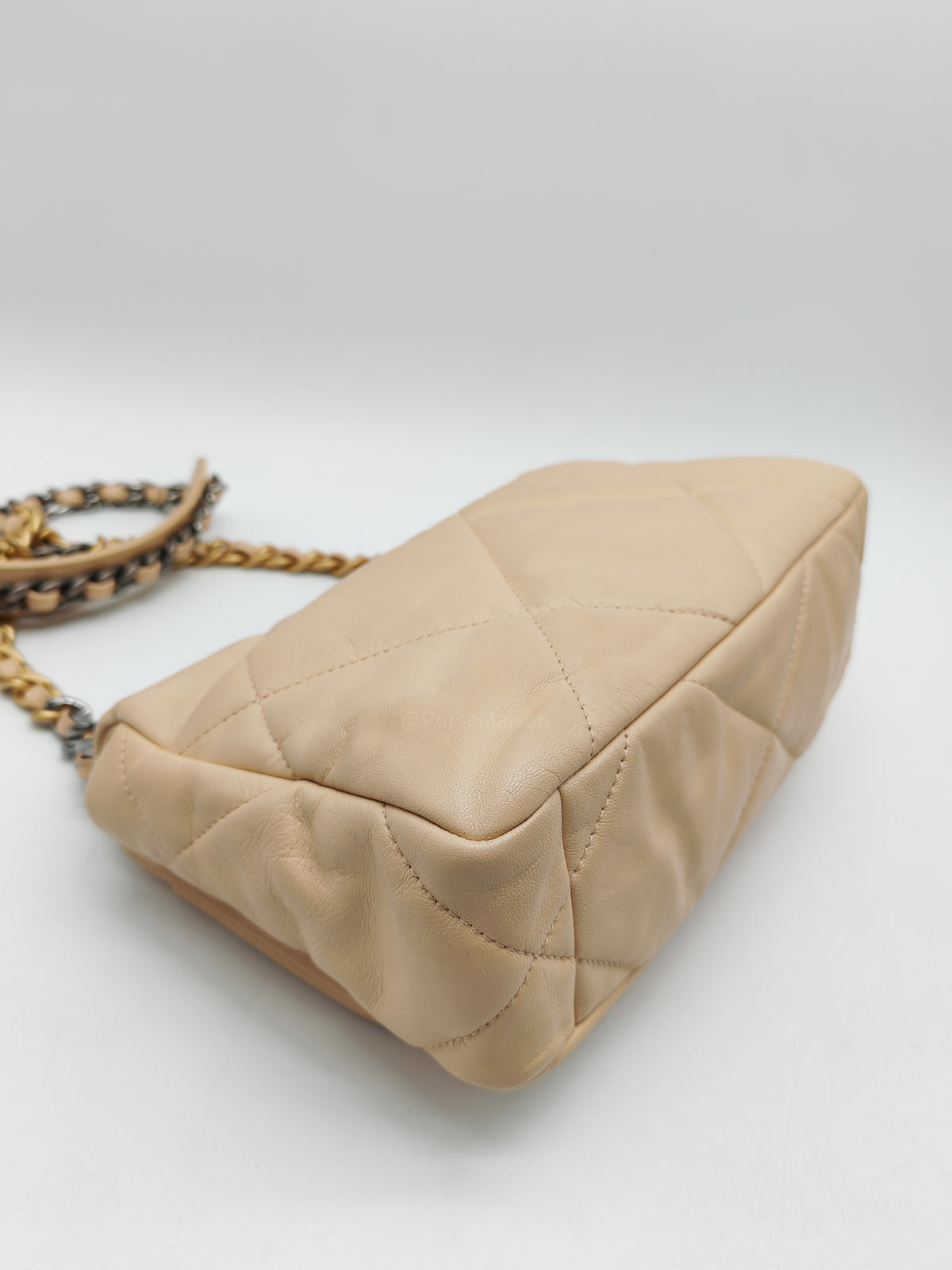 Chanel 19 Small in Beige Quilted Lambskin Leather and Mix Hardware Series 30 | Purse Maison Luxury Bags Shop