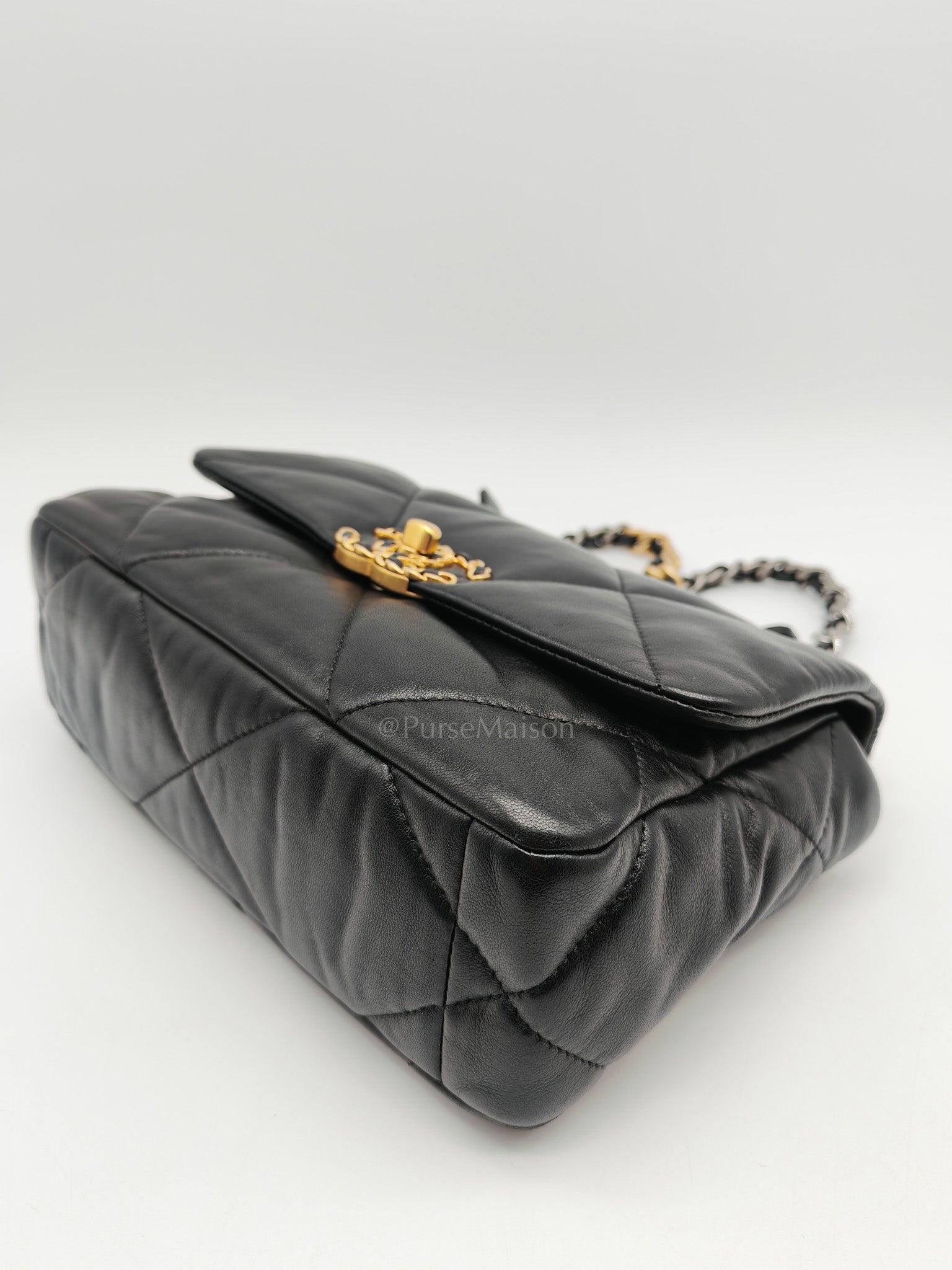 Chanel 19 Small in Black Quilted Lambskin Leather and Mixed hardware Series 30 | Purse Maison Luxury Bags Shop