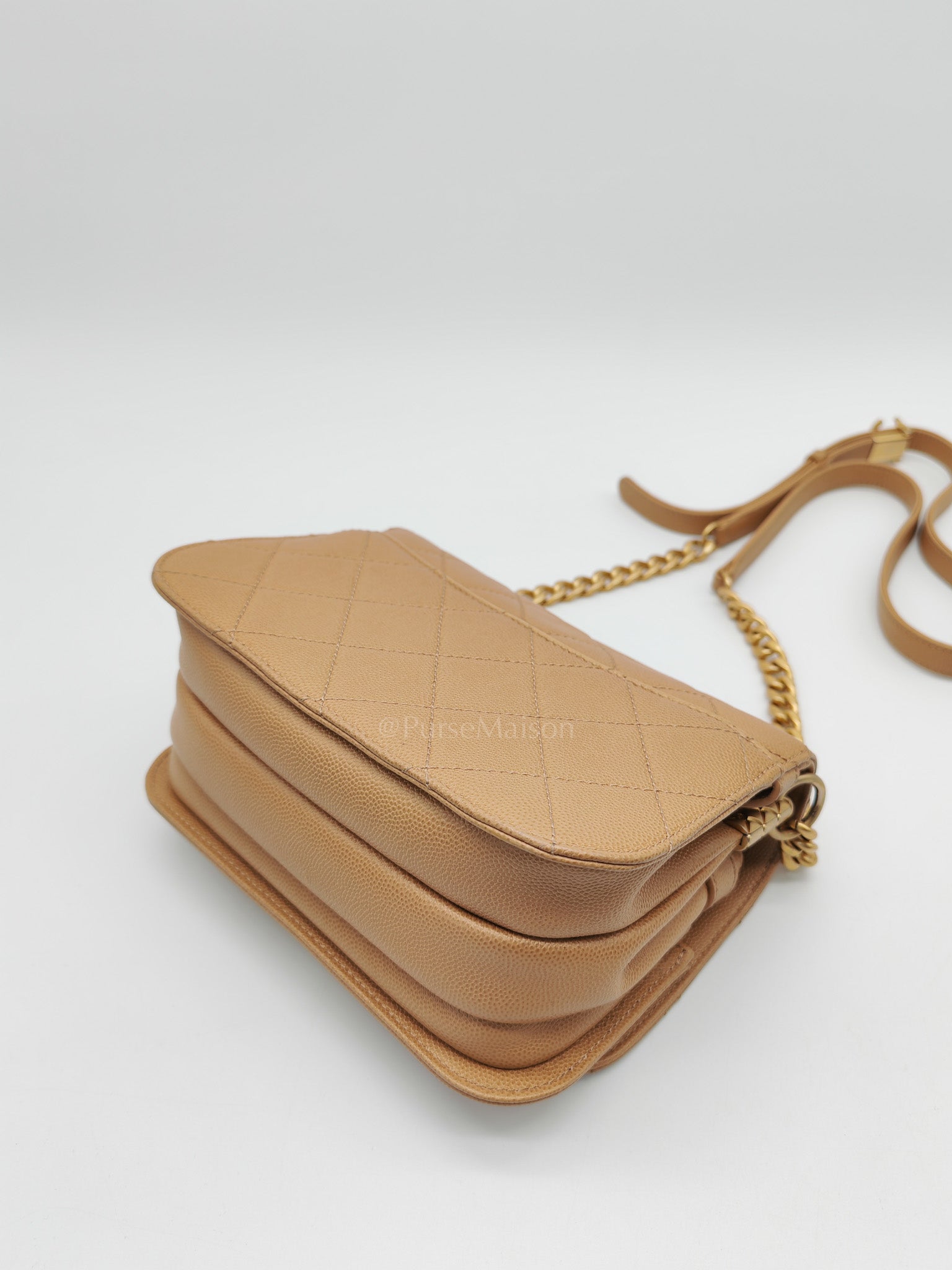 21k Messenger Bag Small in Dark Biege Caviar Leather Aged Gold Hardware (Microchip) | Purse Maison Luxury Bags Shop