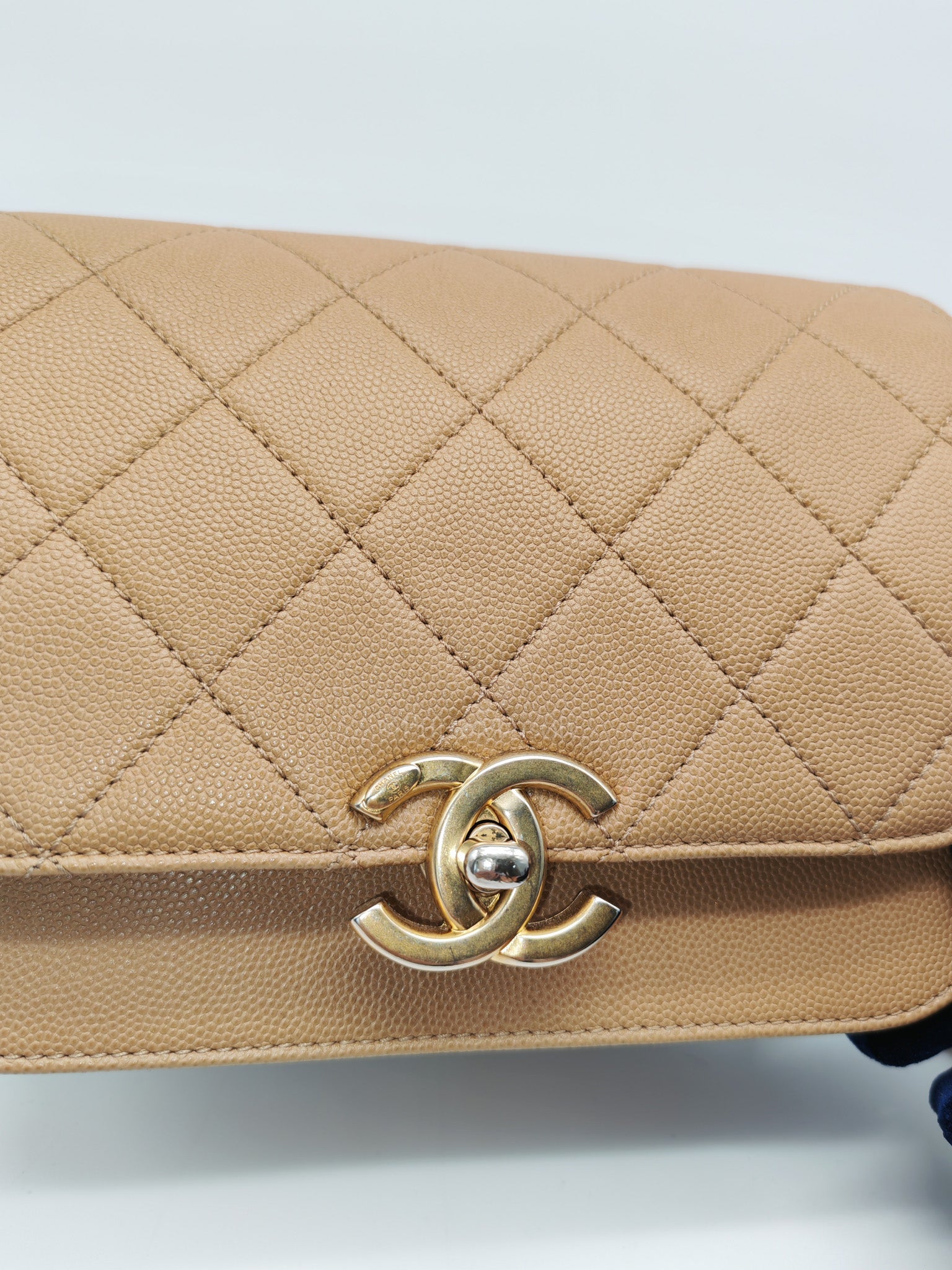 21k Messenger Bag Small in Dark Biege Caviar Leather Aged Gold Hardware (Microchip) | Purse Maison Luxury Bags Shop