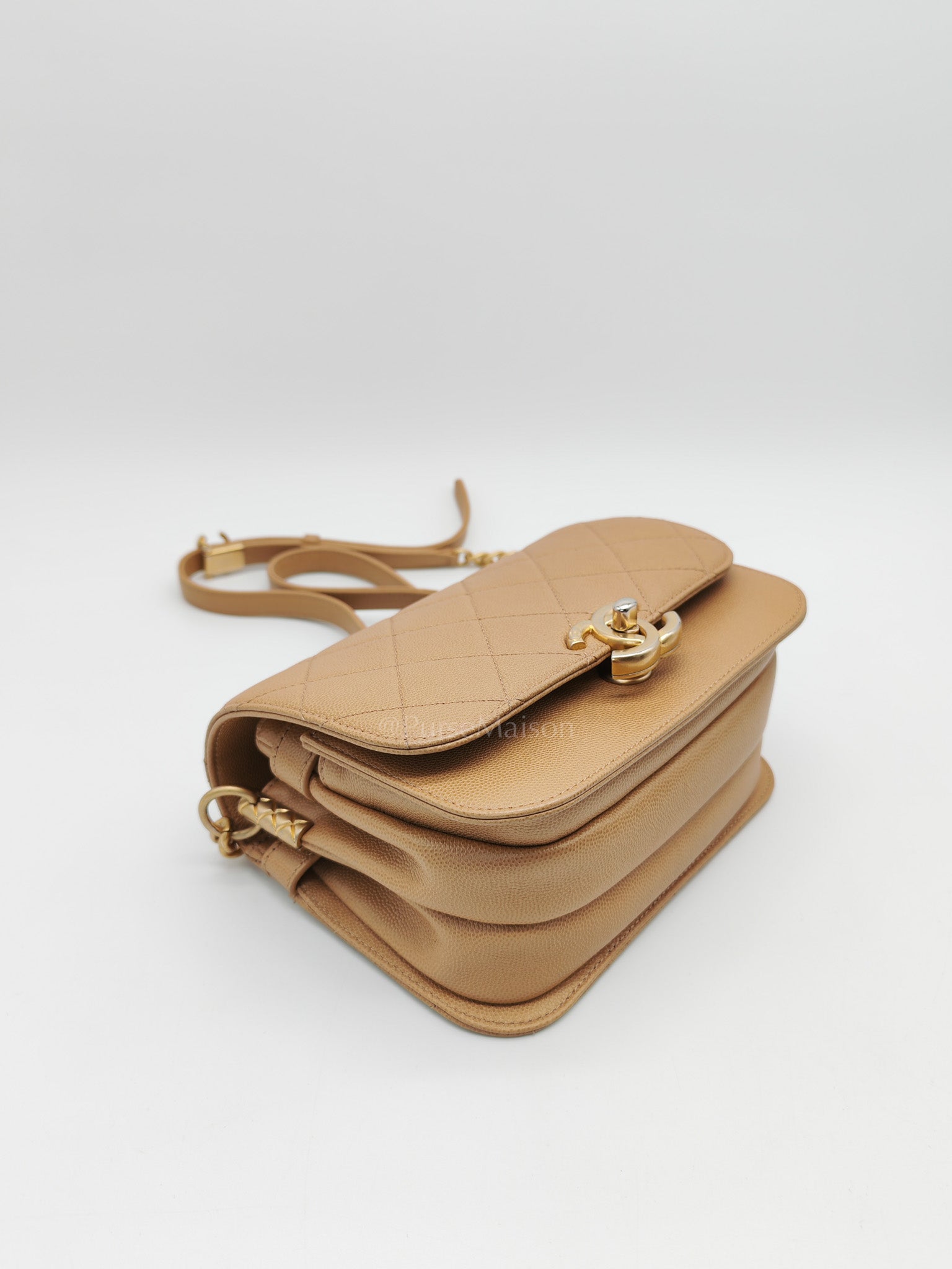 21k Messenger Bag Small in Dark Biege Caviar Leather Aged Gold Hardware (Microchip) | Purse Maison Luxury Bags Shop