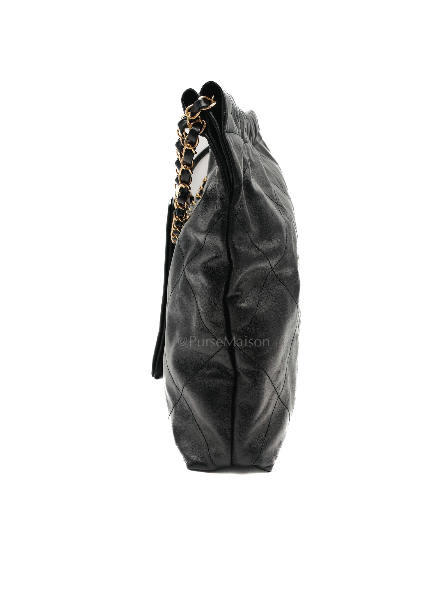 22 Medium in Black Quilted Goatskin Leather and Aged Gold Hardware (Microchip) | Purse Maison Luxury Bags Shop