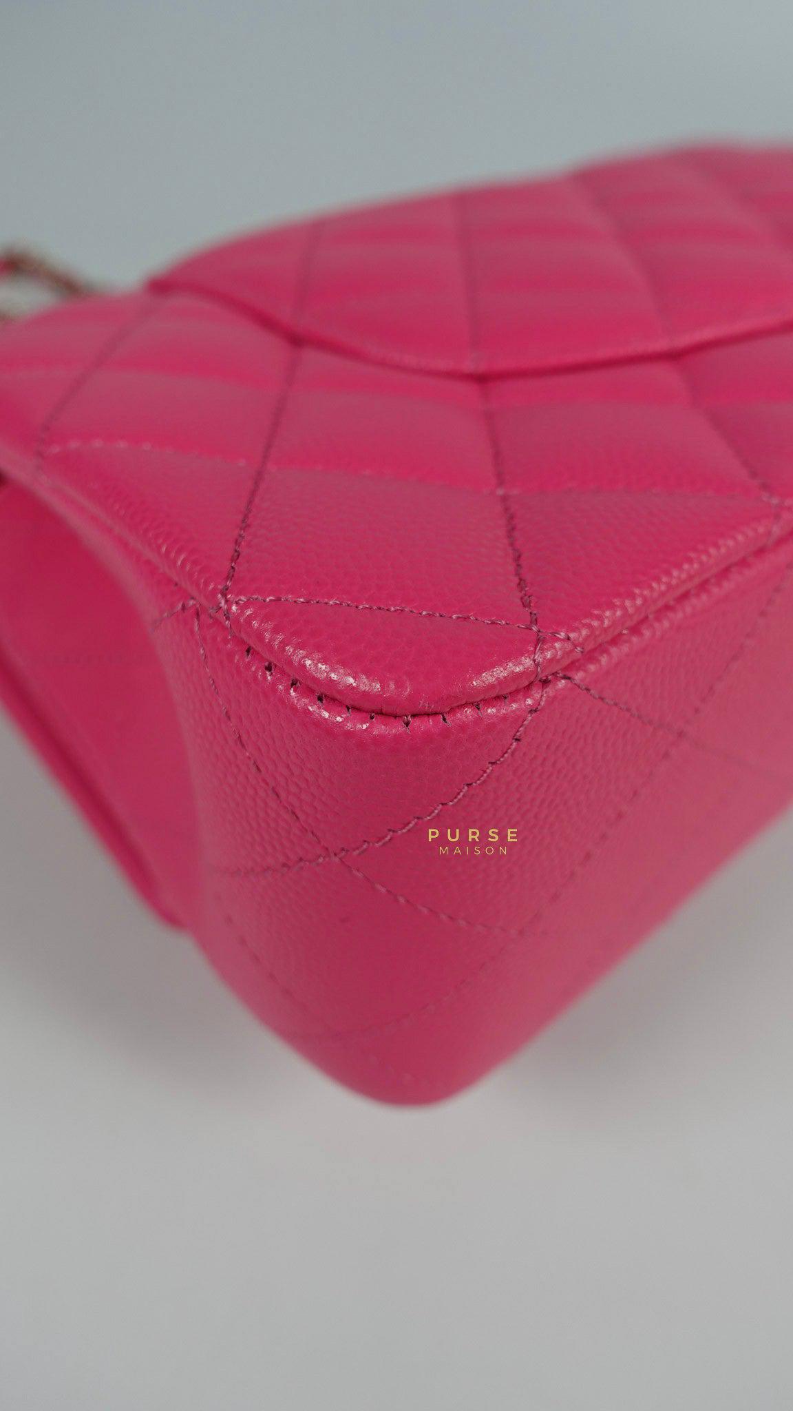 Chanel 22P Hot Pink Classic Double Flap Medium Caviar Light Gold hardware (Microchip)