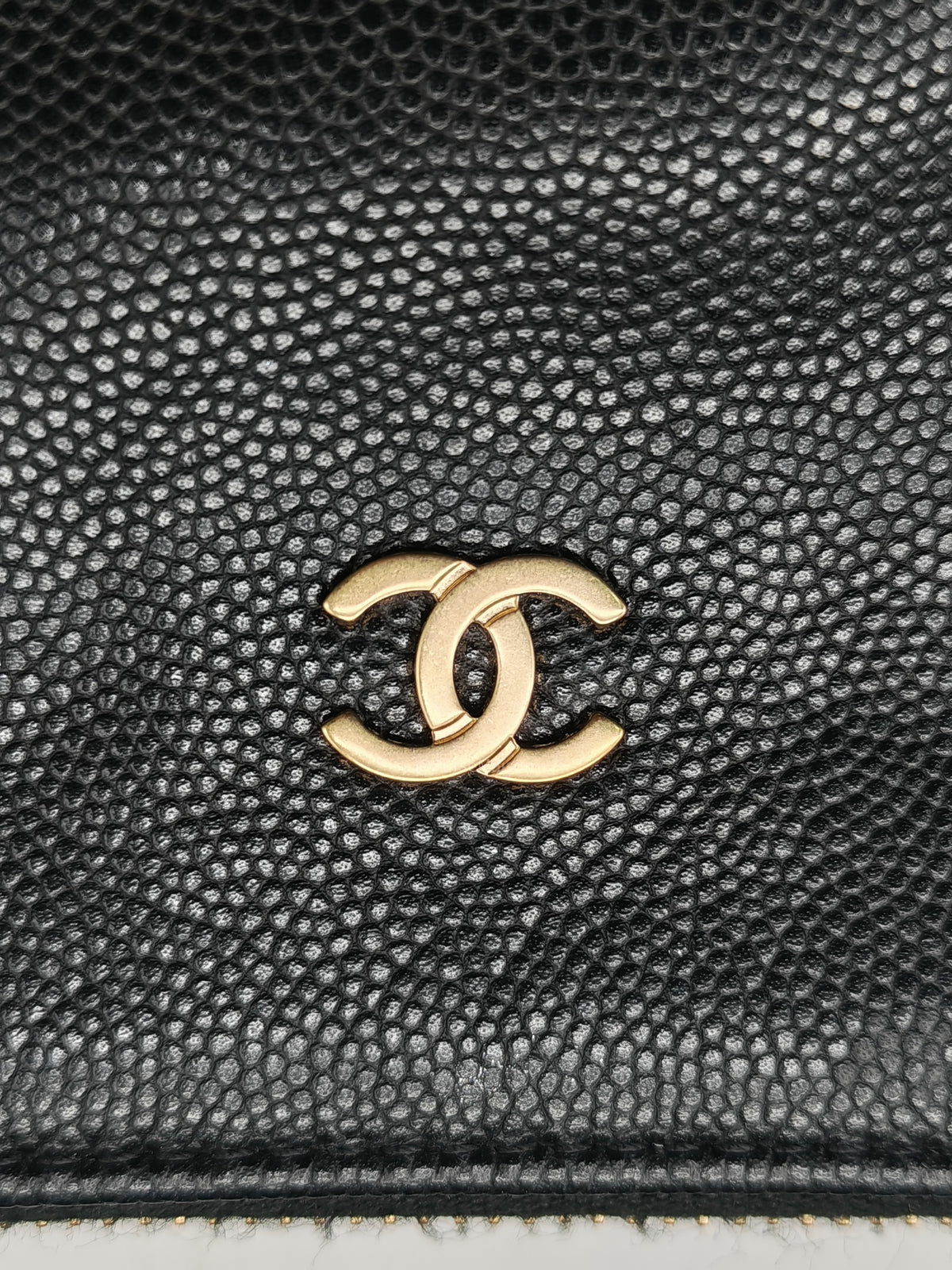 Chanel 25 Hobo Bag Medium in Black Caviar Leather Aged Gold Hardware (Microchip) | Purse Maison Luxury Bags Shop