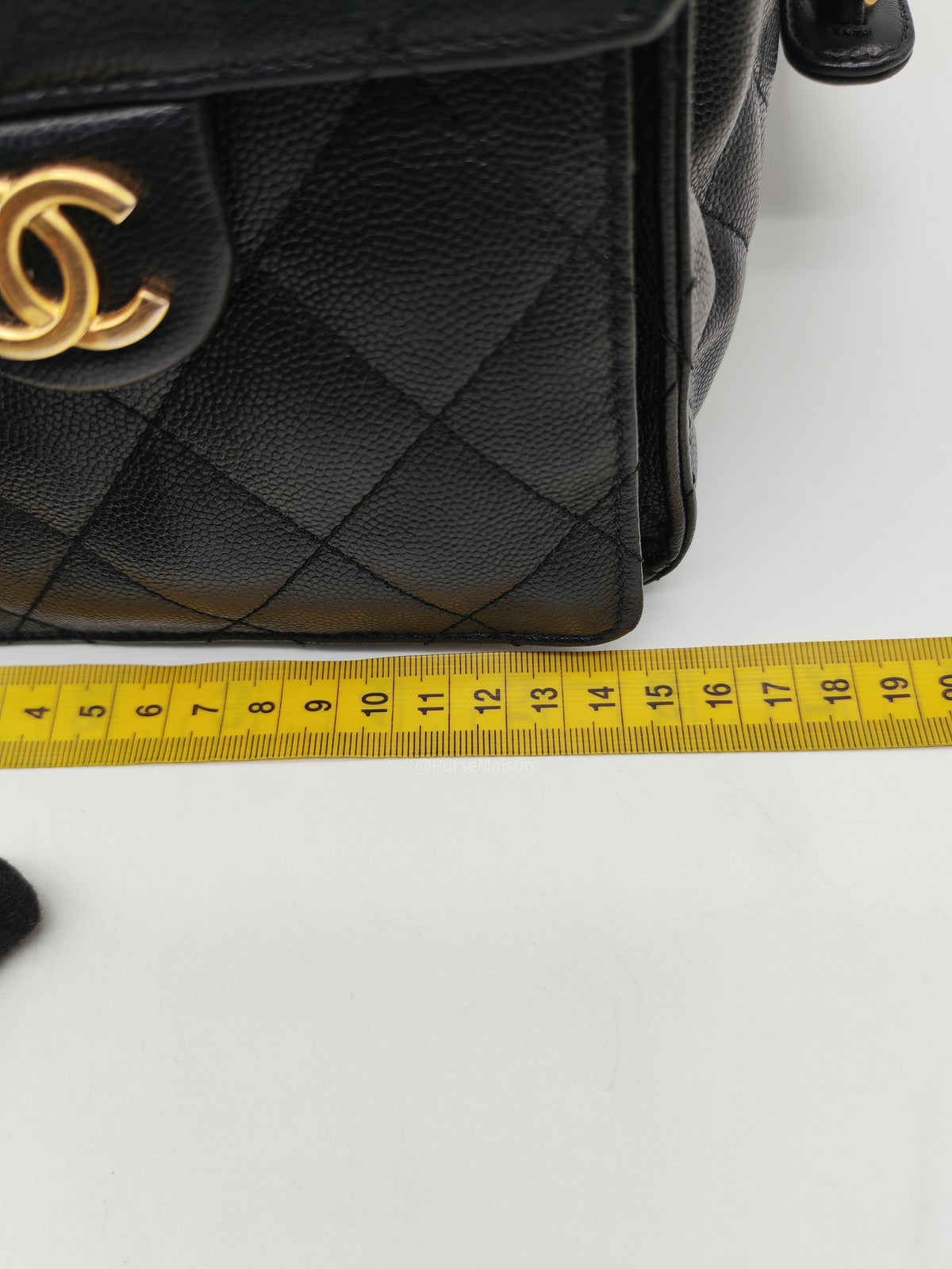 Chanel 25 Hobo Bag Medium in Black Caviar Leather Aged Gold Hardware (Microchip) | Purse Maison Luxury Bags Shop