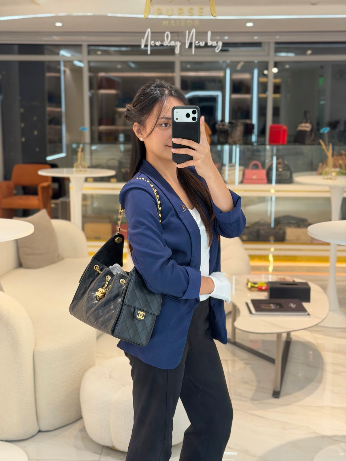Chanel 25 Hobo Bag Small in Black Caviar Leather Aged Gold Hardware Microchip (A5****40) | Purse Maison Luxury Bags Shop