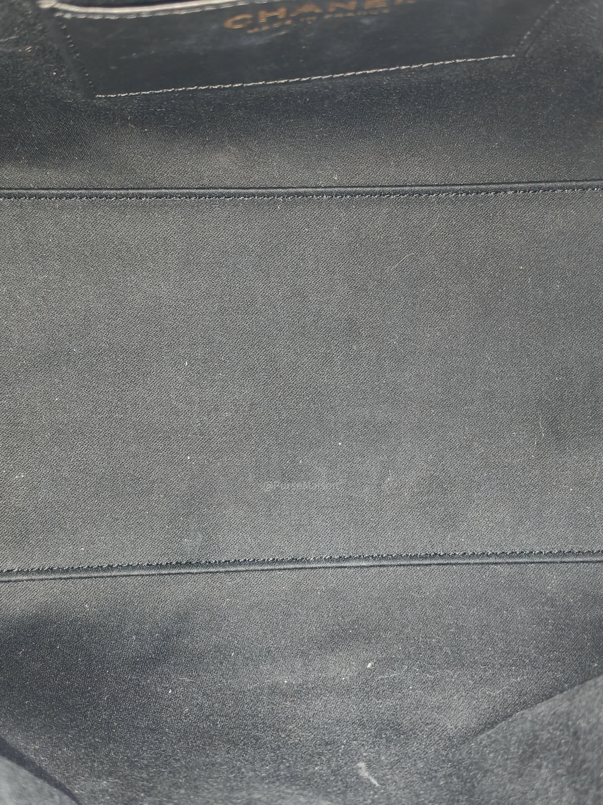 Chanel 25 Hobo Bag Small in Black Caviar Leather Aged Gold Hardware (Microchip) | Purse Maison Luxury Bags Shop