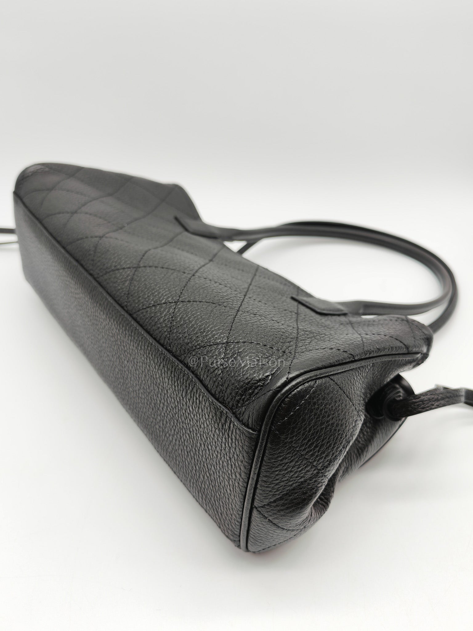 26 Matthieu Blazy Small Tote Bag in Black Grained Calfskin & Gold Hardware Microchip | Purse Maison Luxury Bags Shop