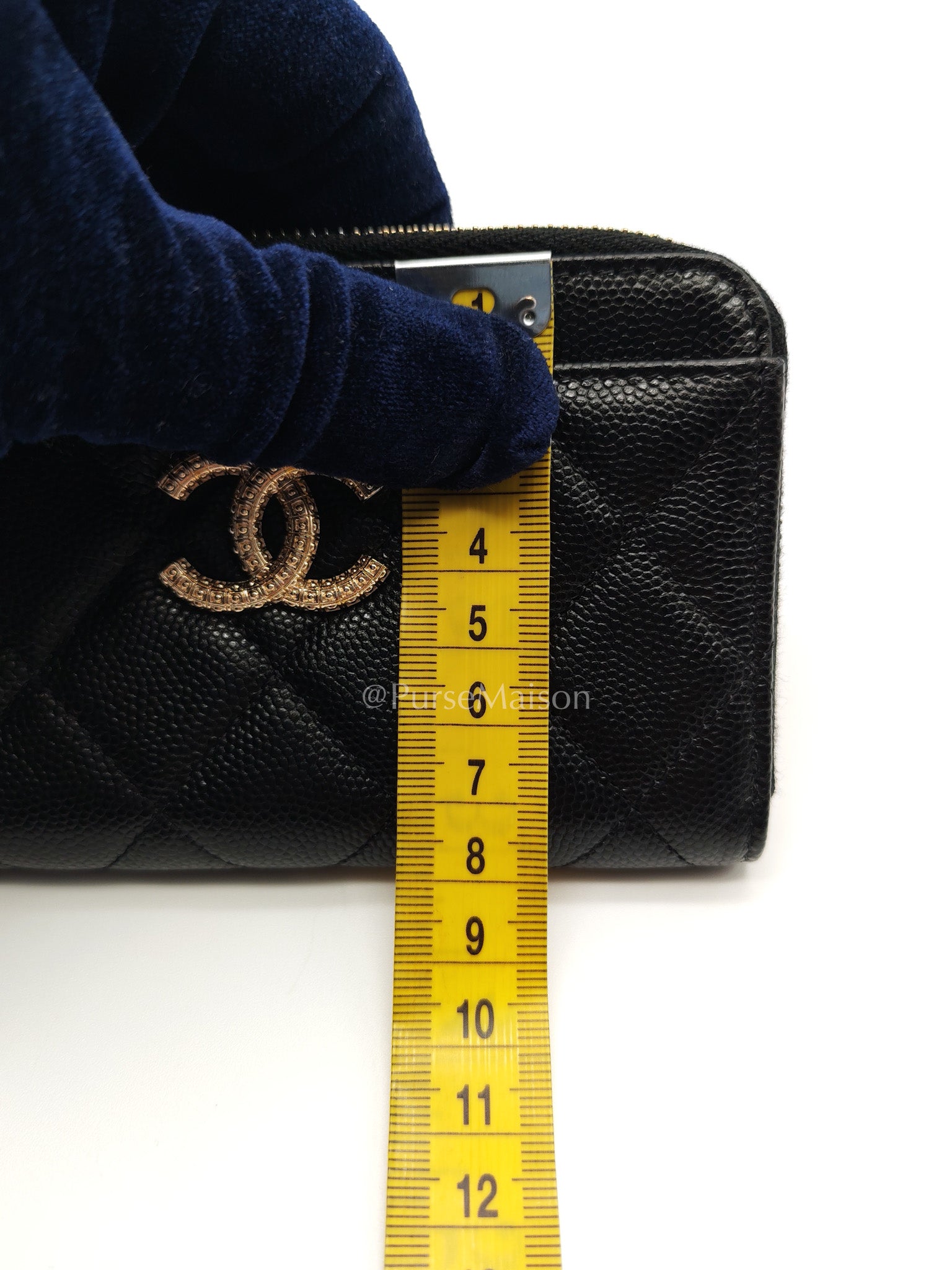 Chanel Big CC Zipped Card Holder in Black Caviar Leather and Light Gold Hardware (Microchip) | Purse Maison Luxury Bags Shop