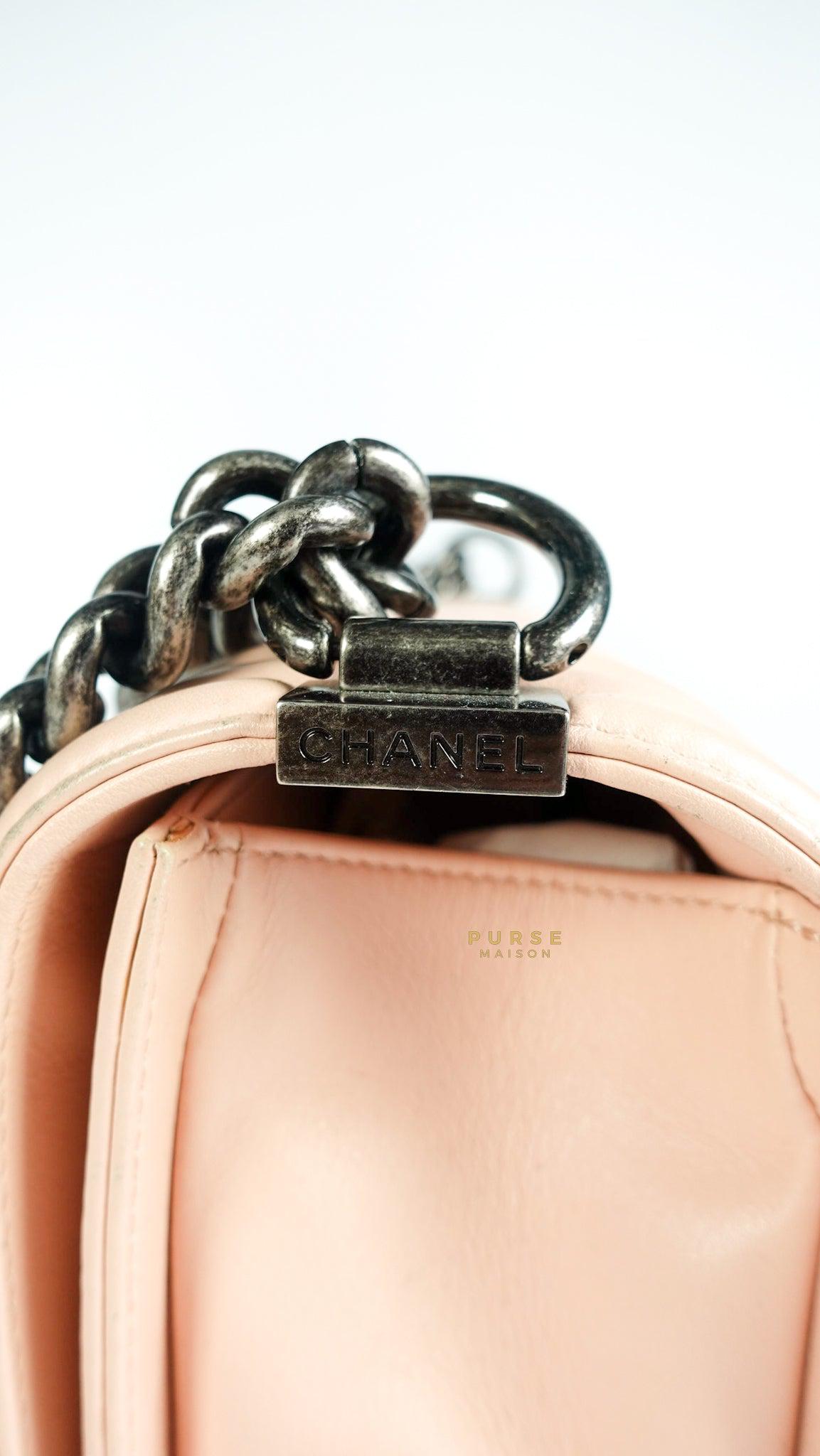 Chanel Boy New Medium in Nude Beige Lambskin Leather & Ruthenium Hardware (Series 19)