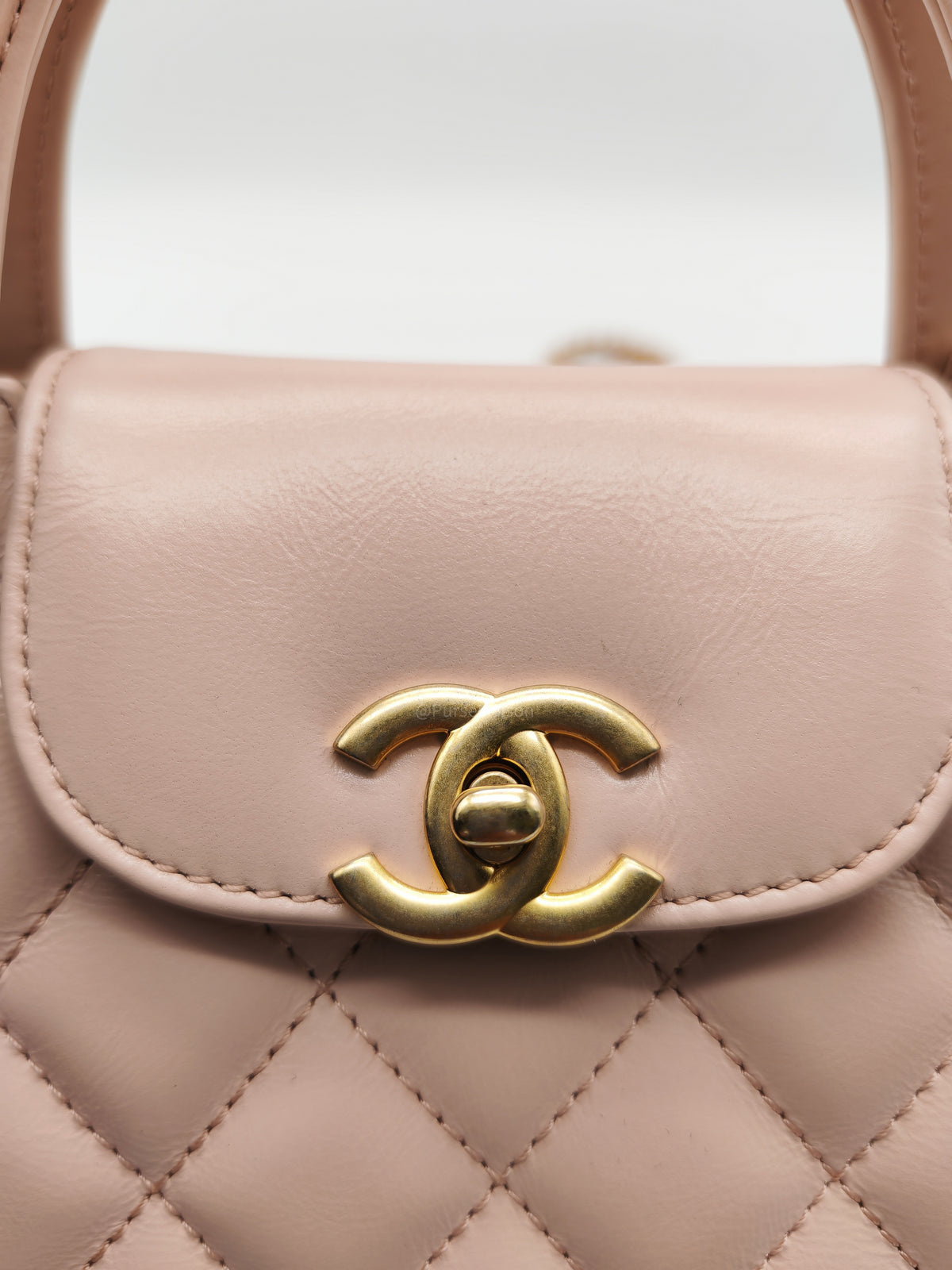 Chanel CC Kelly Small in Baby Pink Shiny Aged Calfskin Leather and Aged Gold Hardware Microchip | Purse Maison Luxury Bags Shop