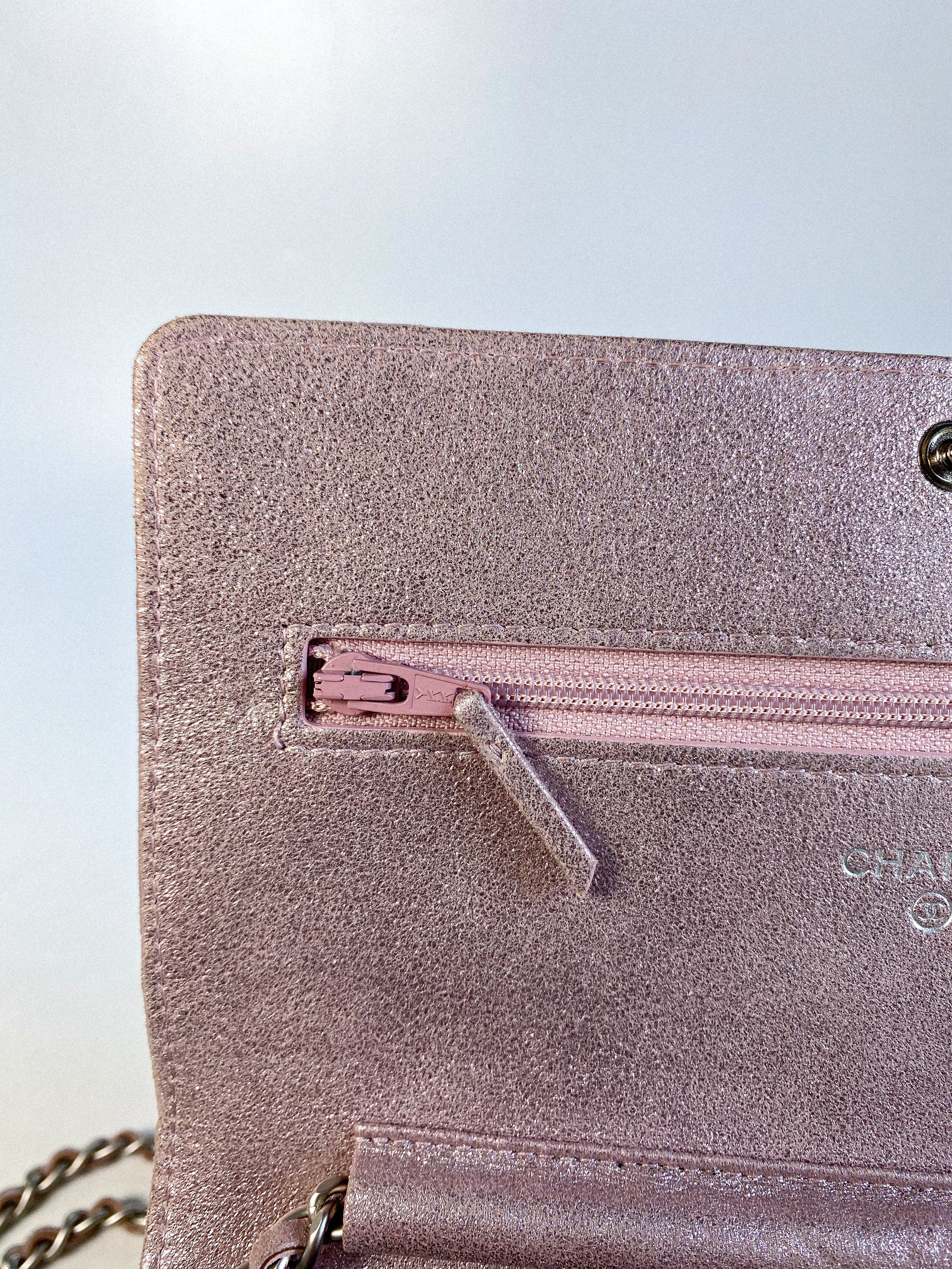 Chanel CC Wallet on Chain in Iridescent Pink Calfskin and Silver Hardware Series 21