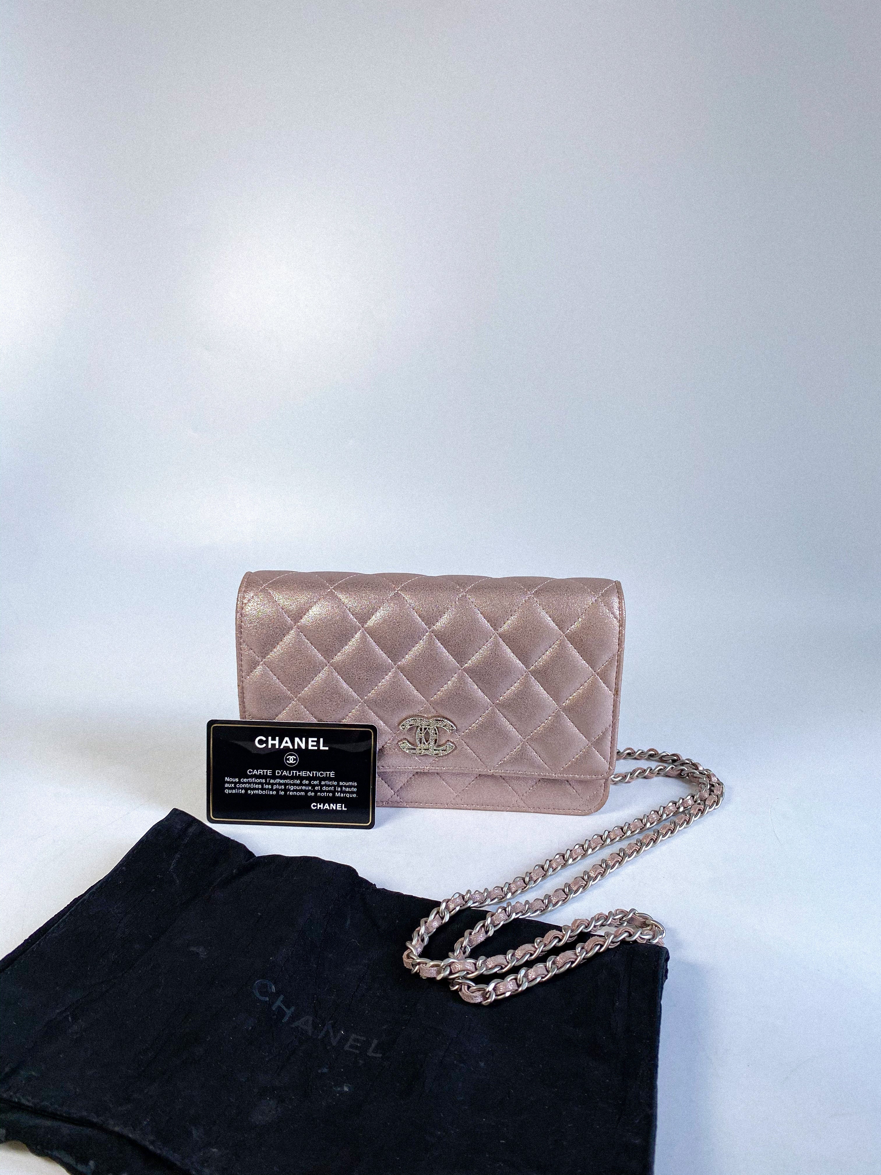 Chanel CC Wallet on Chain in Iridescent Pink Calfskin and Silver Hardware Series 21