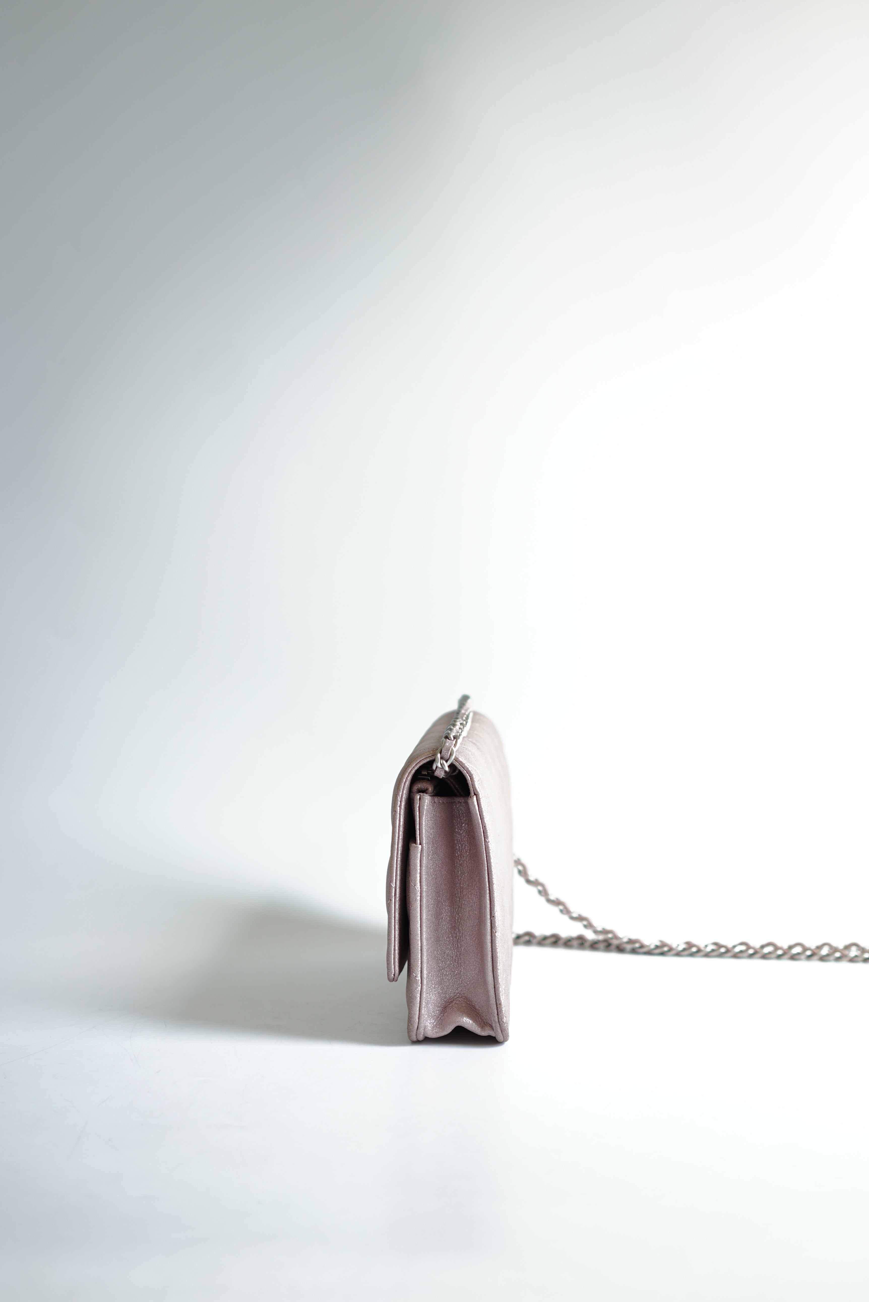 Chanel CC Wallet on Chain in Iridescent Pink Calfskin and Silver Hardware Series 21