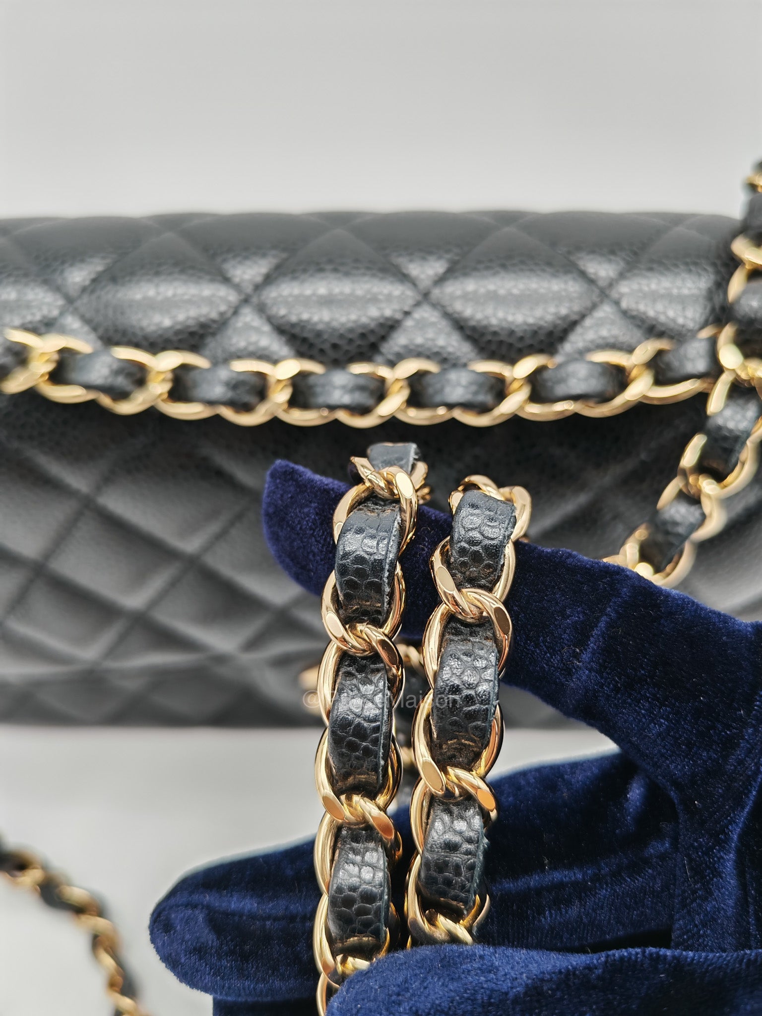 Chanel Classic Double Flap Medium in Black Quilted Caviar Leather and Gold Hardware Microchip | Purse Maison Luxury Bags Shop