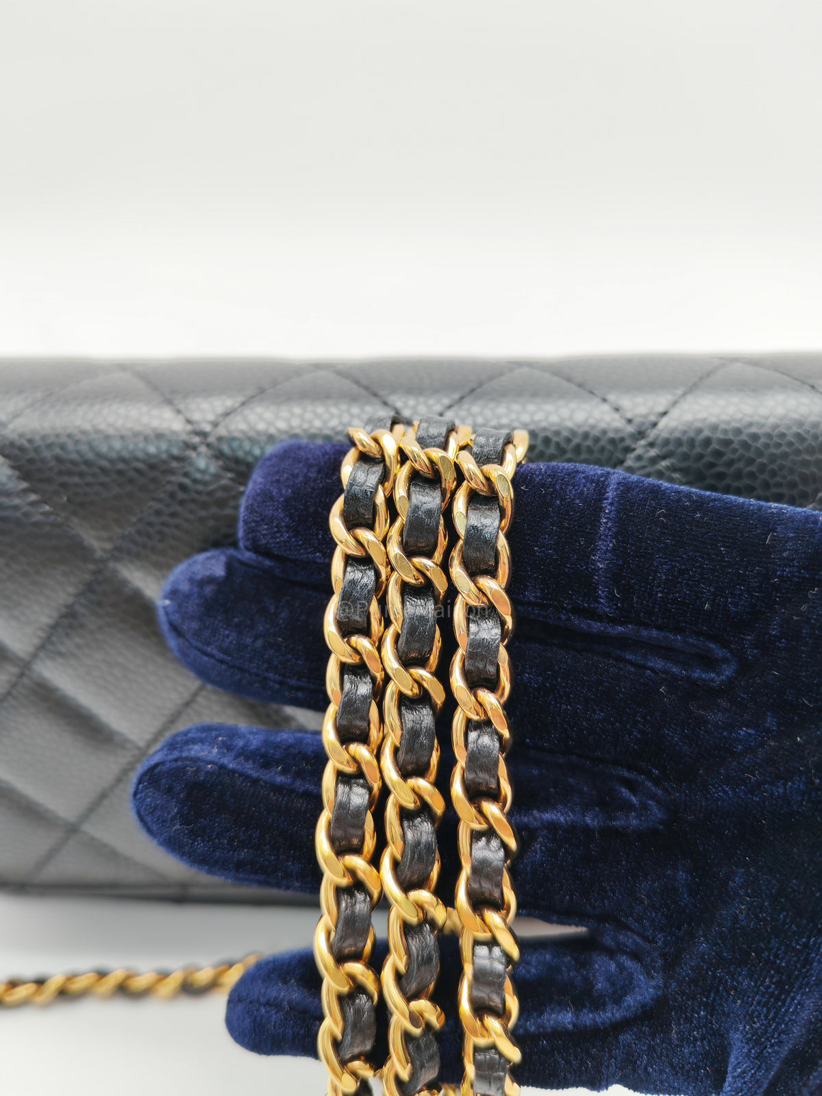 Chanel Classic Wallet On Chain (WOC) in Black Caviar Leather and Gold Hardware Microchip (P3****N8) | Purse Maison Luxury Bags Shop