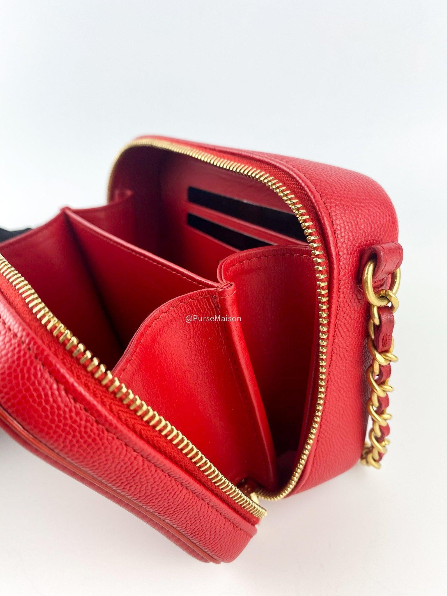 Chanel Filigree Vanity Clutch Quilted Caviar and Aged gold hardware series 25 (year 2018)