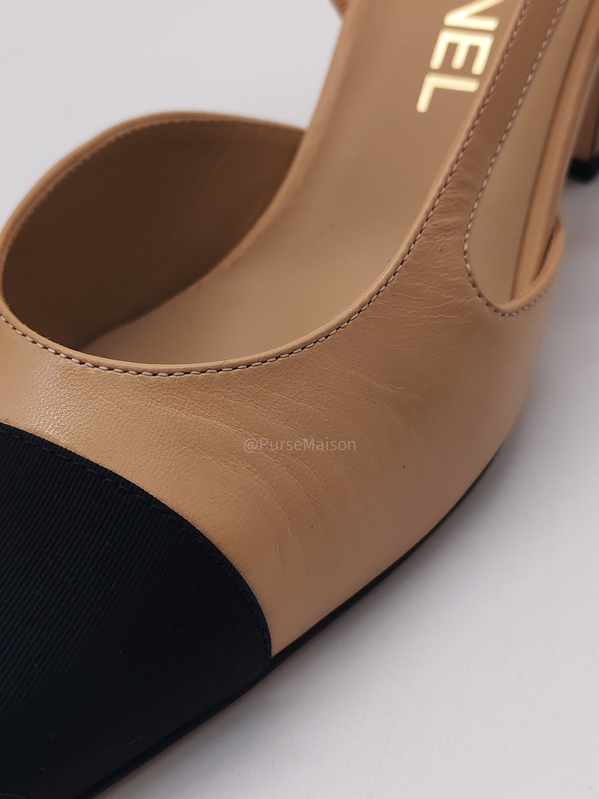 Chanel Grosgrain Cap-tone Slingback Pumps in Beige and Black Size 38 (23 cm) | Purse Maison Luxury Bags Shop