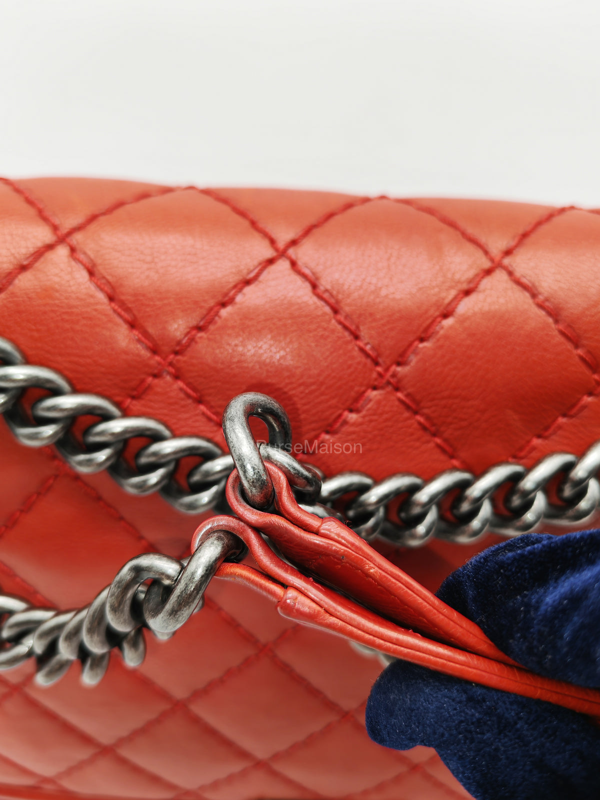 Chanel Le Boy New Medium in Red Diamond Stitch Calfskin Leather Ruthenium Hardware (Series 18) | Purse Maison Luxury Bags Shop