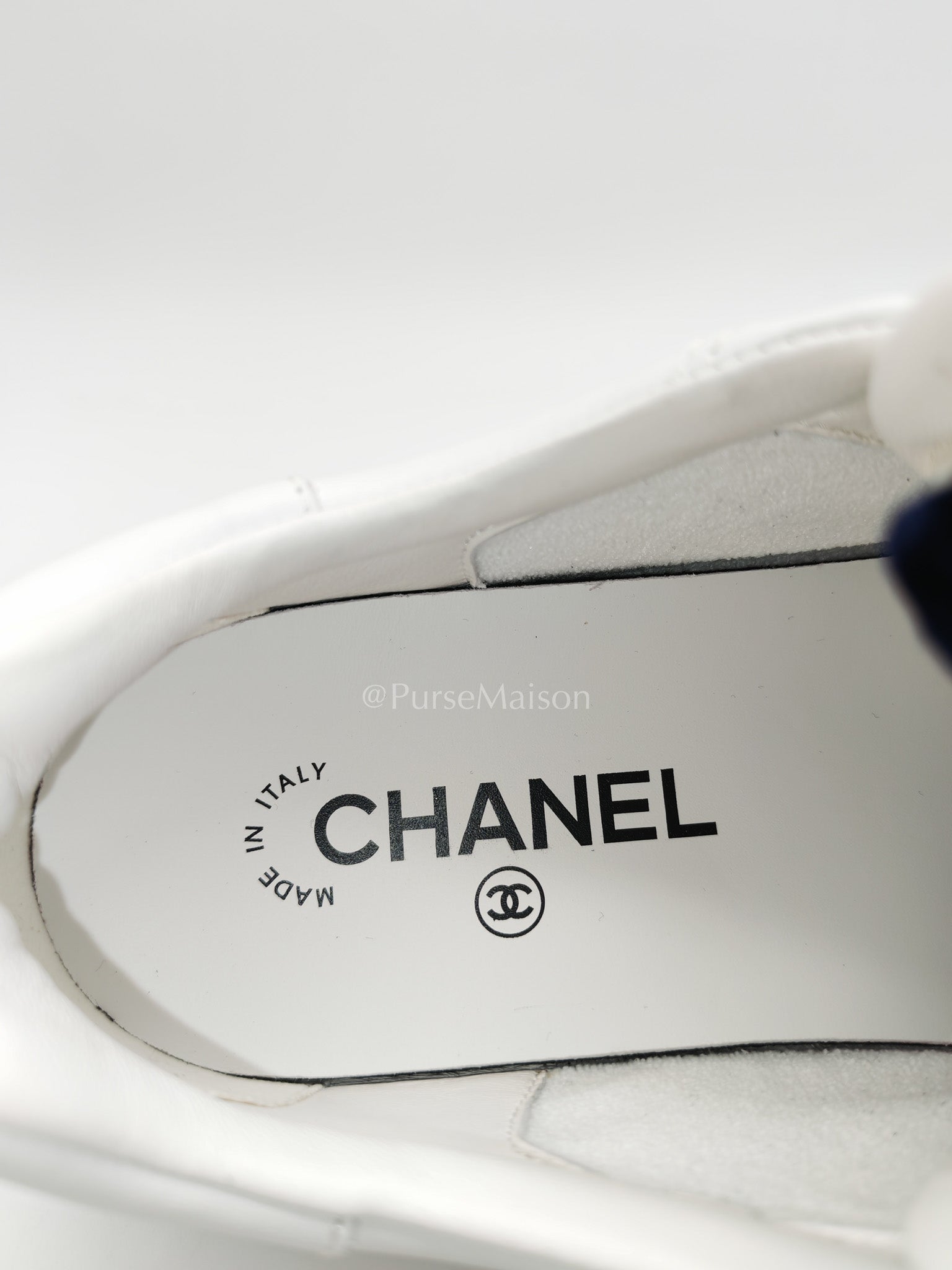 Chanel Low Top CC Logo Sneakers in White Size 37.5EU (24cm) | Purse Maison Luxury Bags Shop