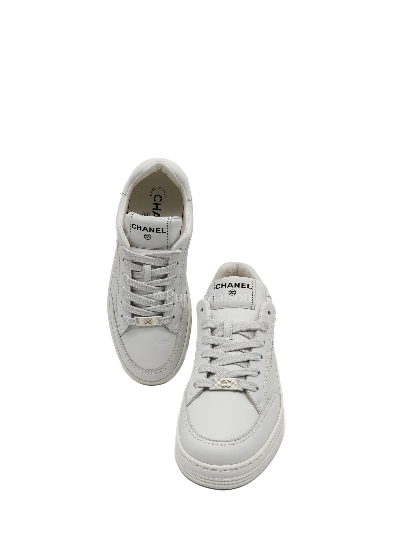 Chanel Low Top CC Logo Sneakers in White Size 37.5EU (24cm) | Purse Maison Luxury Bags Shop