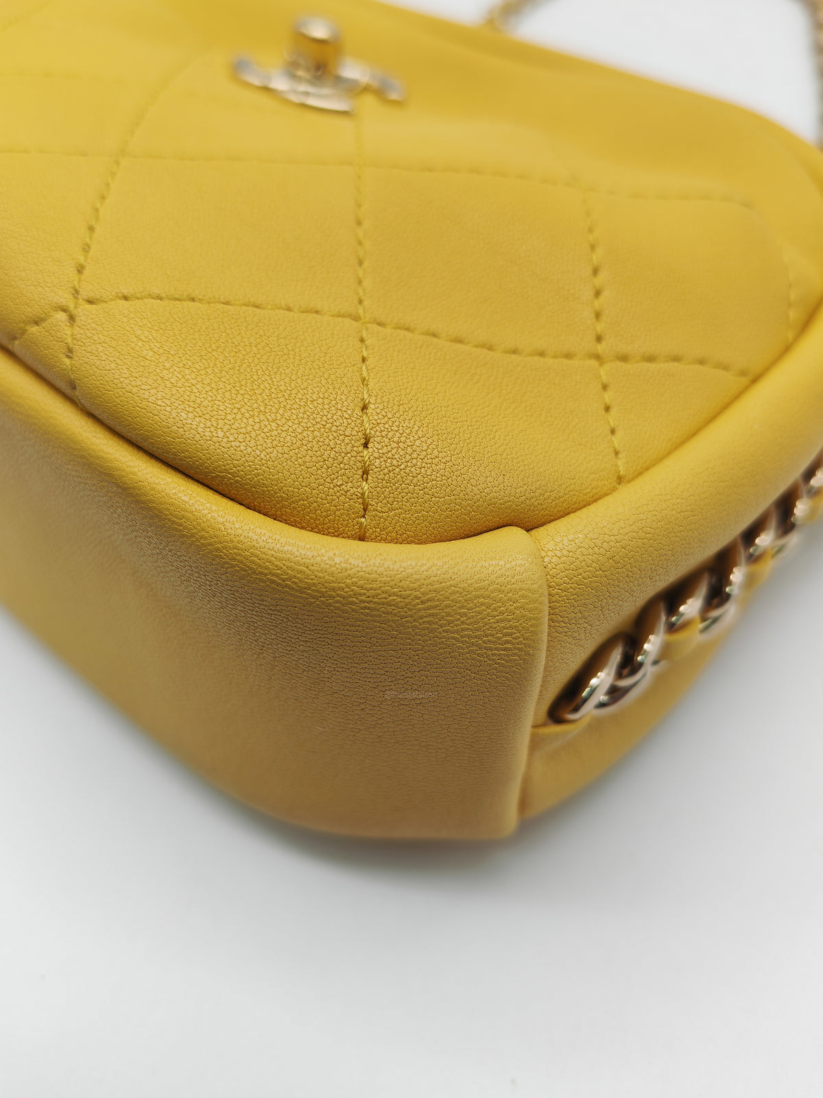 Chanel Matelassé Camera Bag in Yellow Calfskin Leather and Gold Hardware Series 26 | Purse Maison Luxury Bags Shop