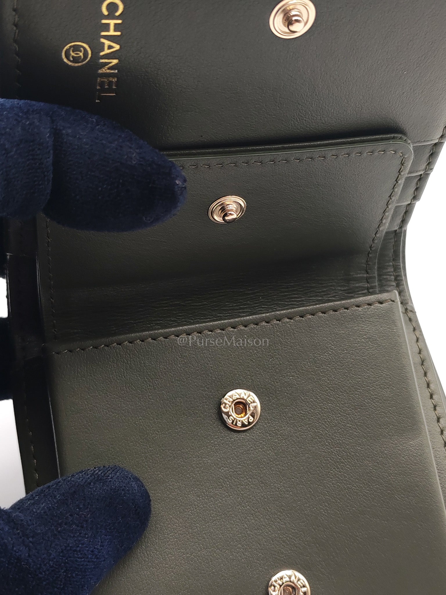 Twirling CC Logo Bi-Fold Wallet in Khaki Caviar Leather in Light Gold Hardware (Microchip) | Purse Maison Luxury Bags Shop