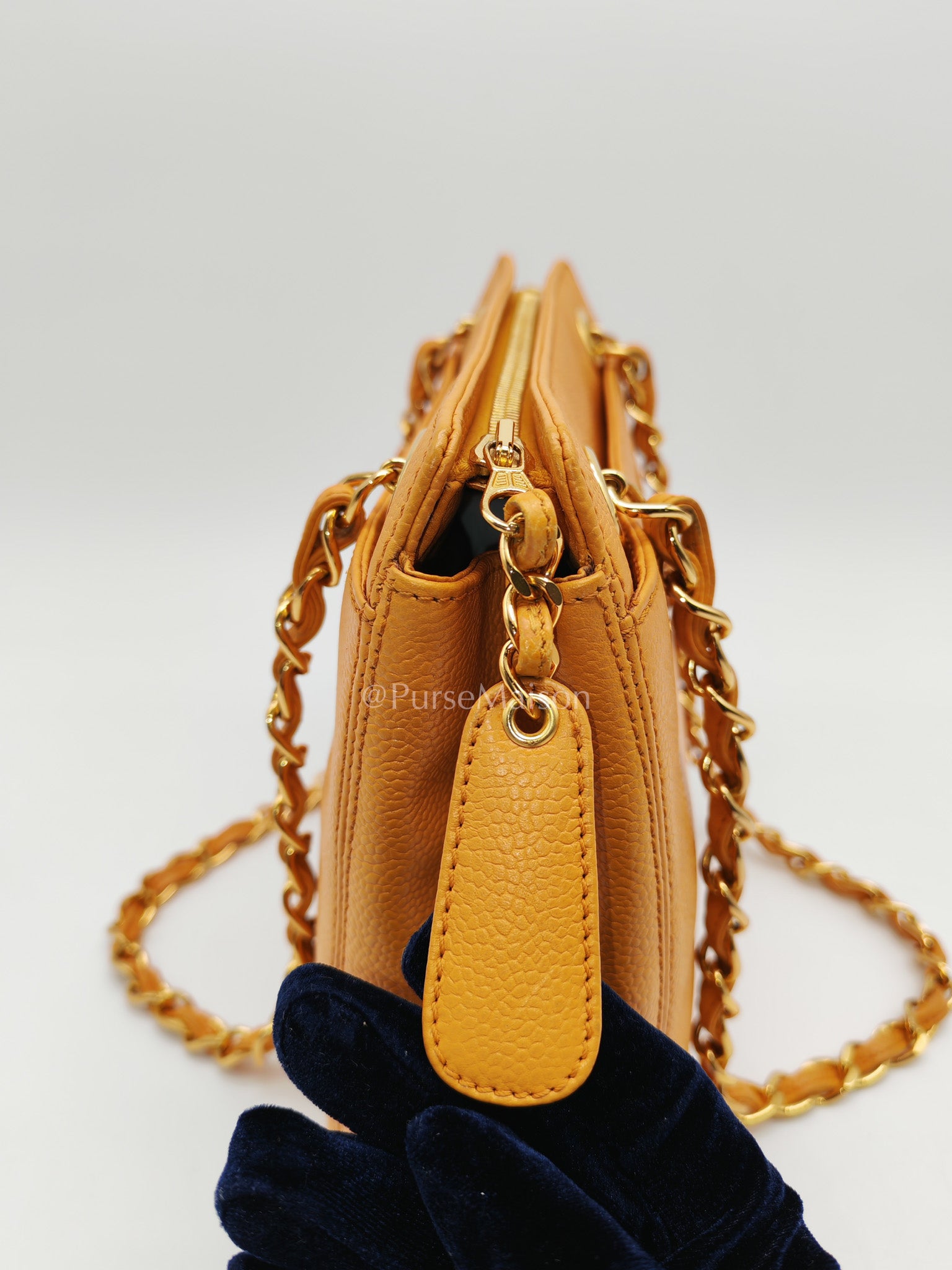 Chanel Vintage Chain Tote Bag in Orange Caviar Leather and Gold Hardware Series 5 | Purse Maison Luxury Bags Shop