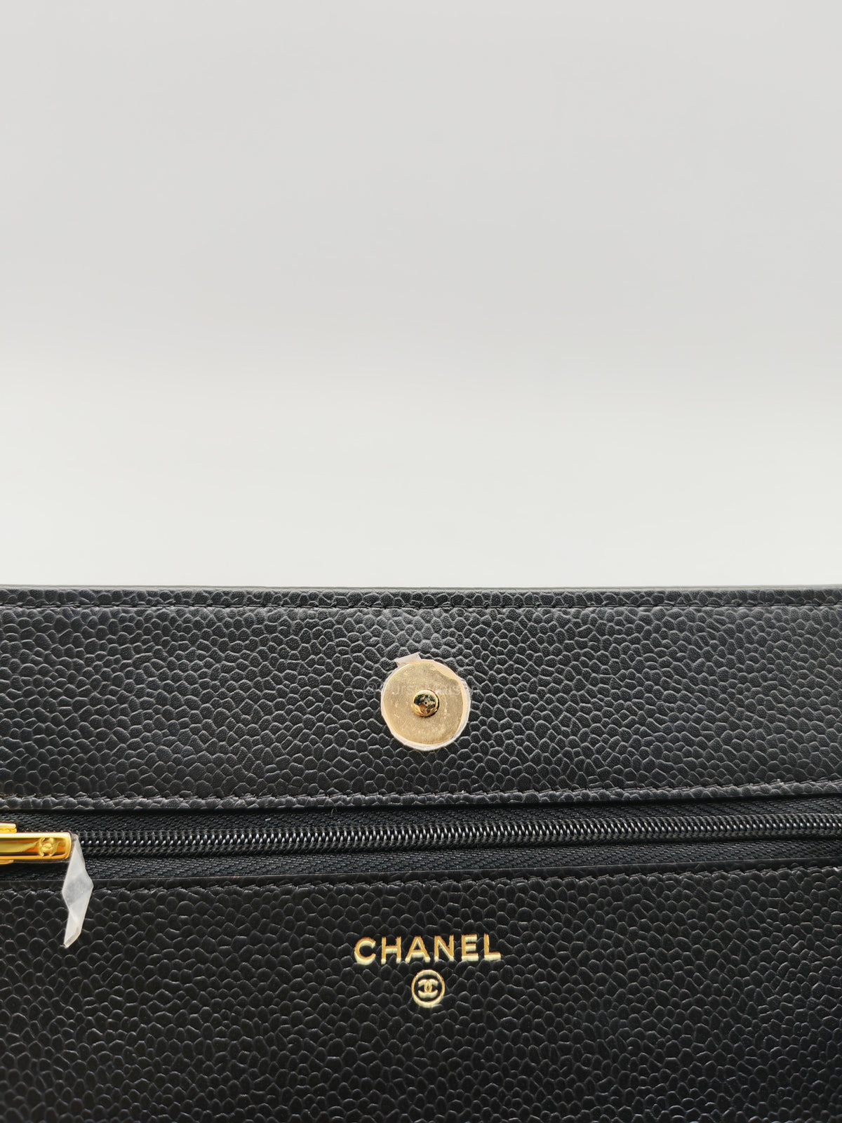 Chanel Wallet on Chain in Black Quilted Caviar Leather and Gold Hardware Microchip | Purse Maison Luxury Bags Shop