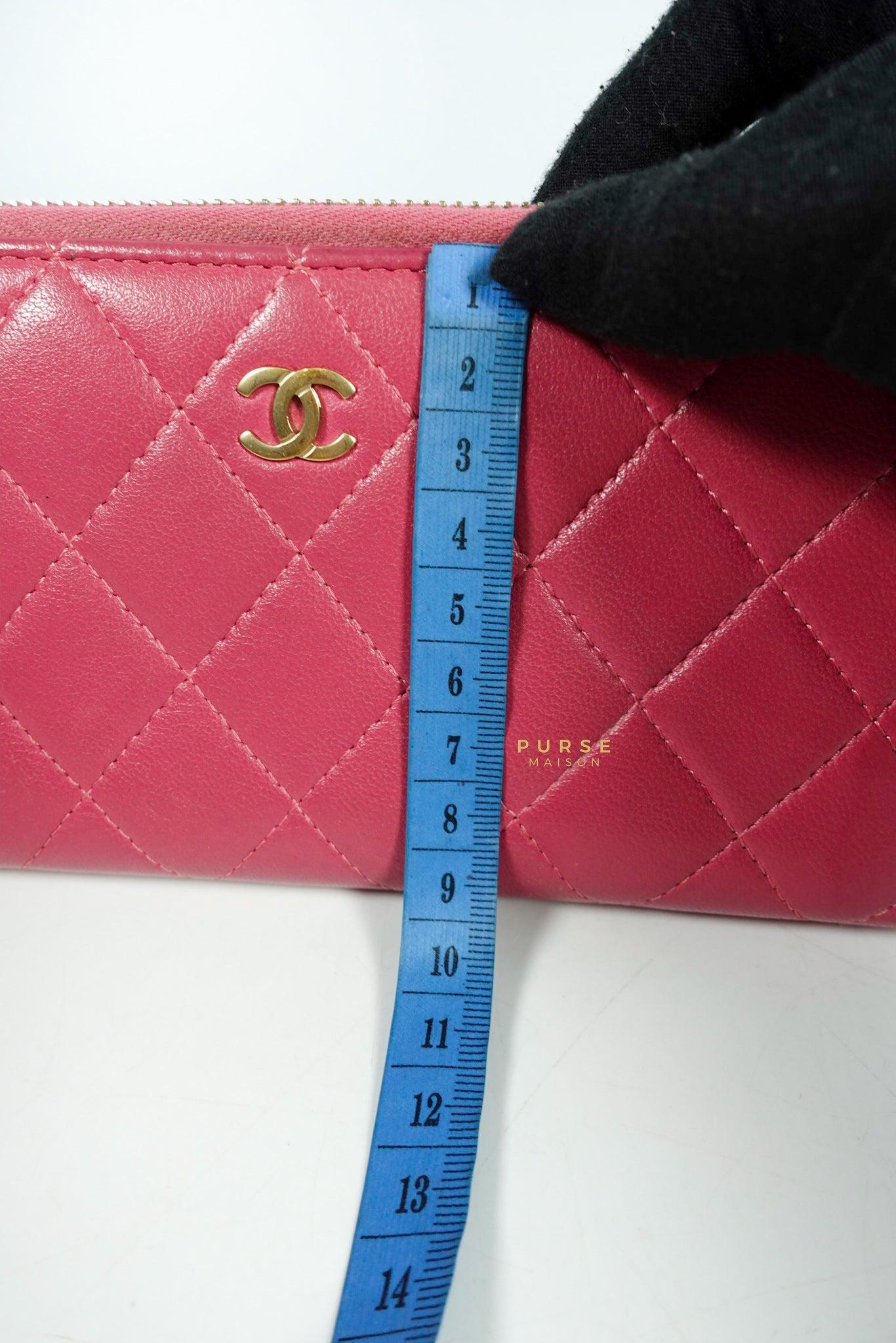 Chanel Zipped Long Wallet in Pink Lambskin and Gold Hardware Series 17