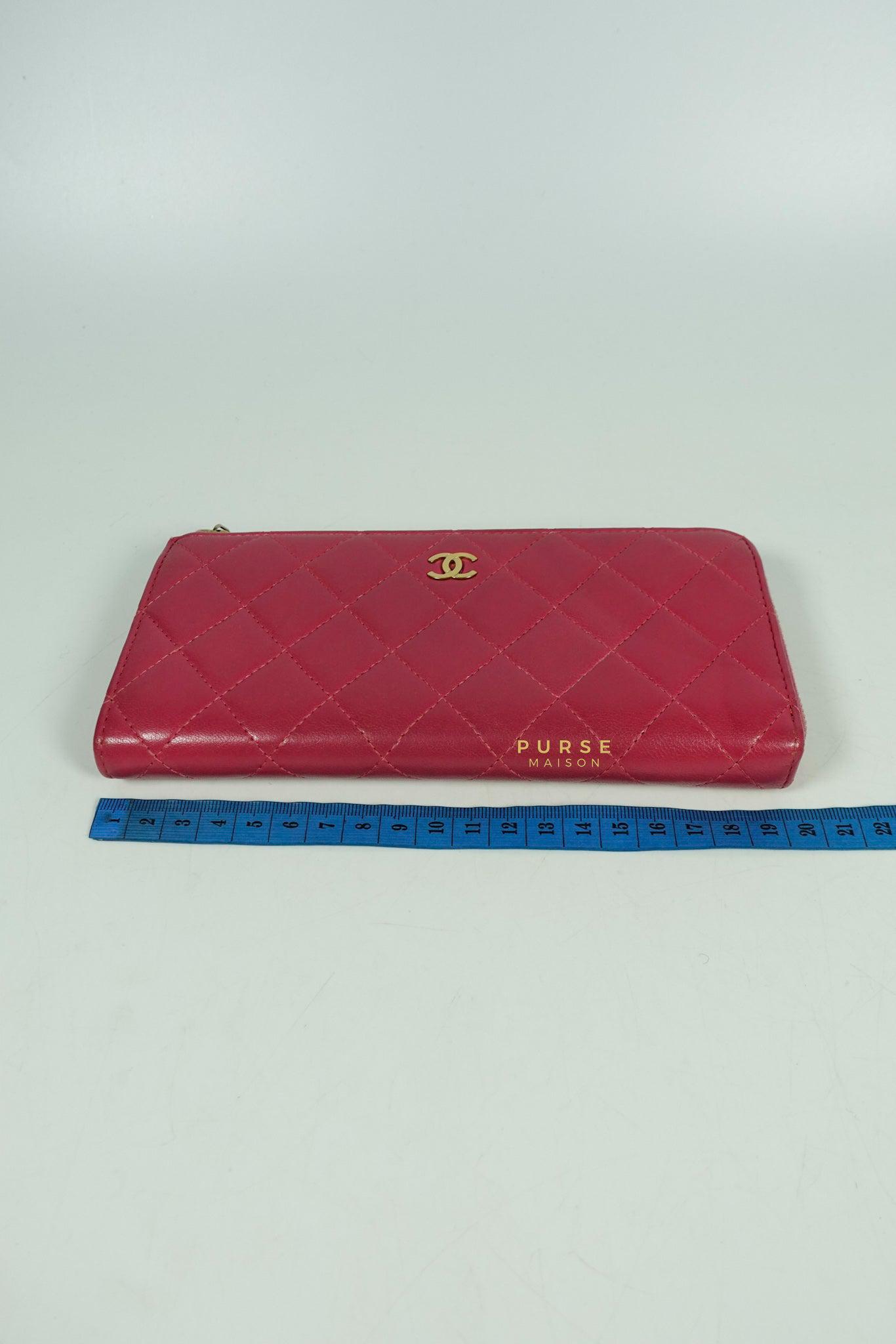 Chanel Zipped Long Wallet in Pink Lambskin and Gold Hardware Series 17